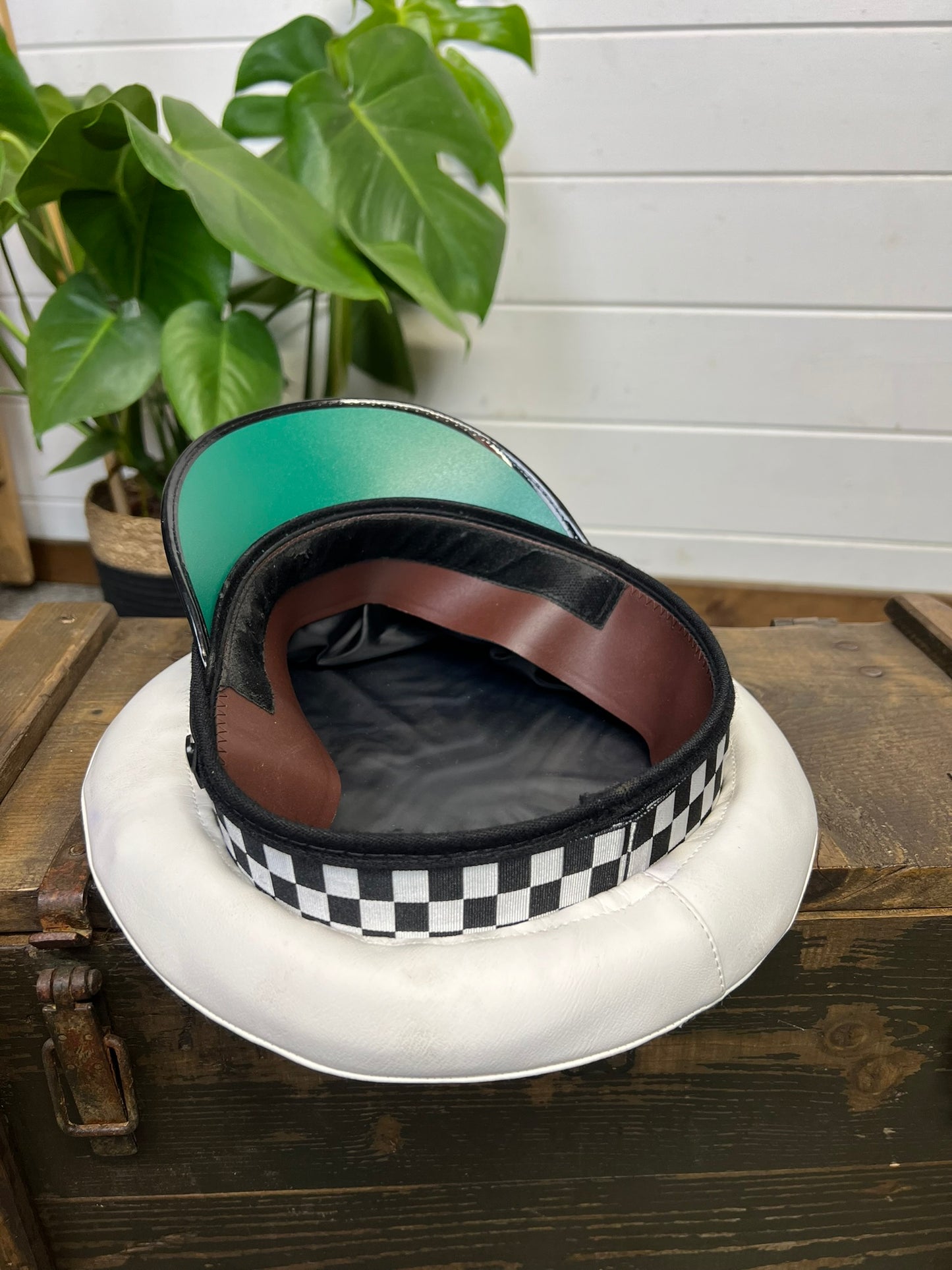 Vintage Ex Essex Police Traffic Officers Peak Cap 59cm Obsolete Badge Collector Film Prop Uniform Display