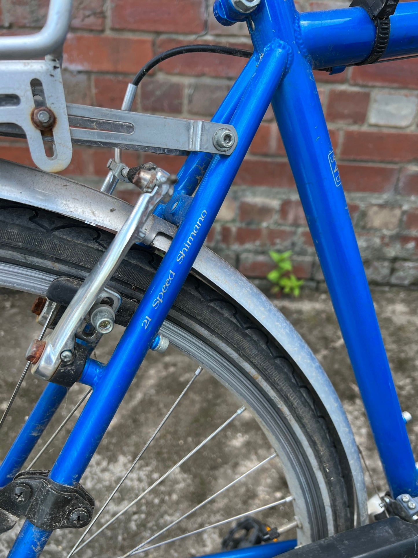 Men's Raleigh Pioneer Acera Bicycle Bike Pushbike