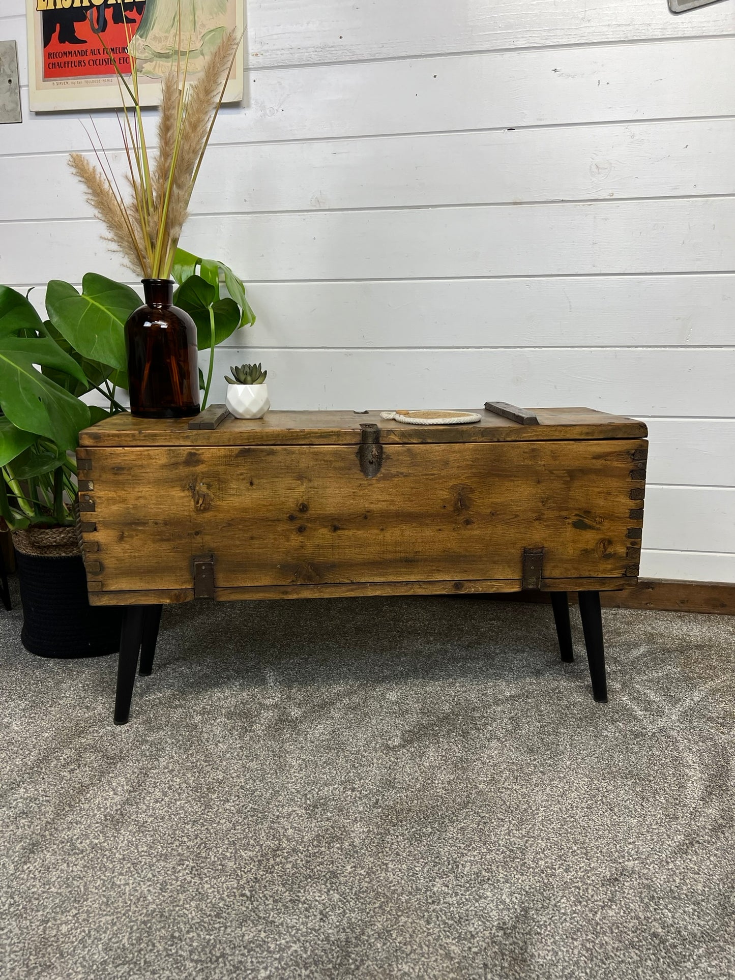 Rustic Wooden Storage Chest Table Reclaimed Vintage Ammo Box Coffee Side Table Blanket Toy Box Country Boho Decor