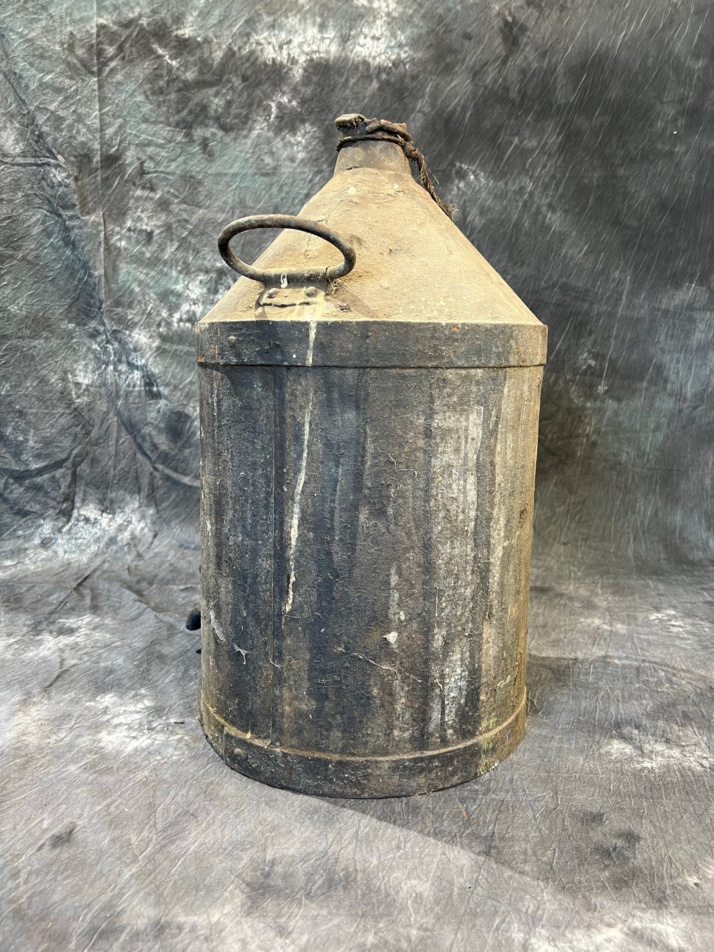 Vintage Large Metal Oil Can Rustic Industrial Garage Workshop Farmhouse Decor
