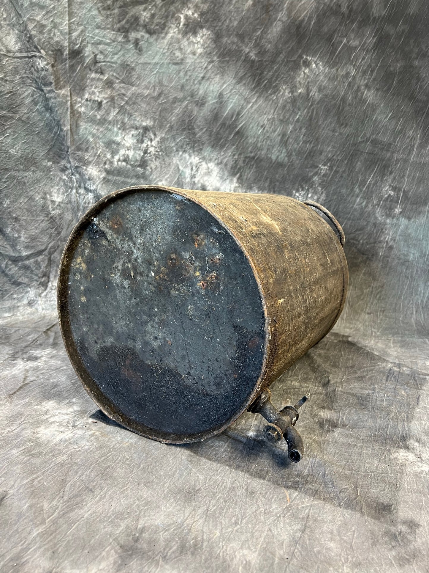Vintage Large Metal Oil Can Rustic Industrial Garage Workshop Farmhouse Decor