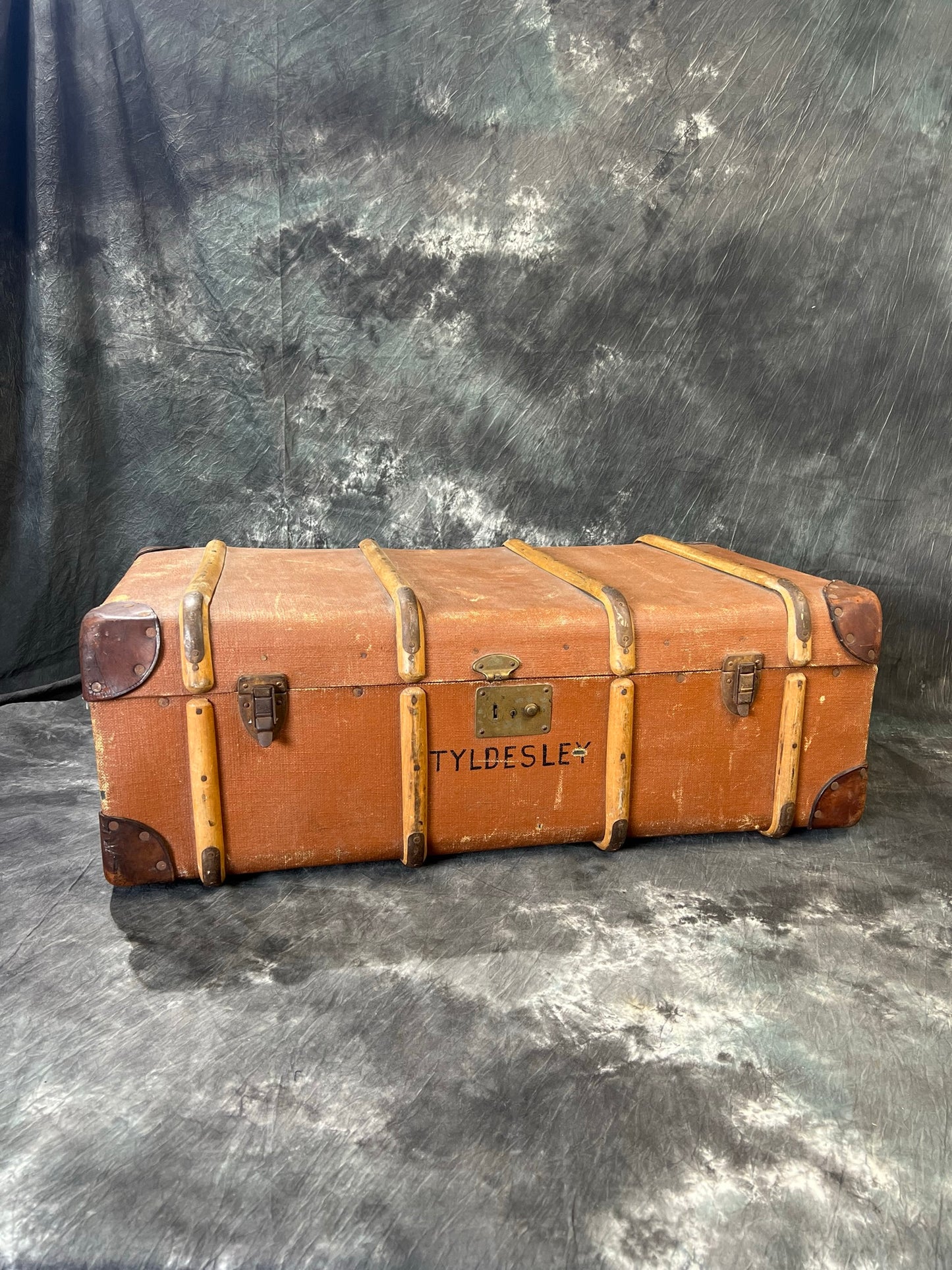 Vintage Bentwood Steamer Trunk Coffee Side Table Original Travel Storage Chest