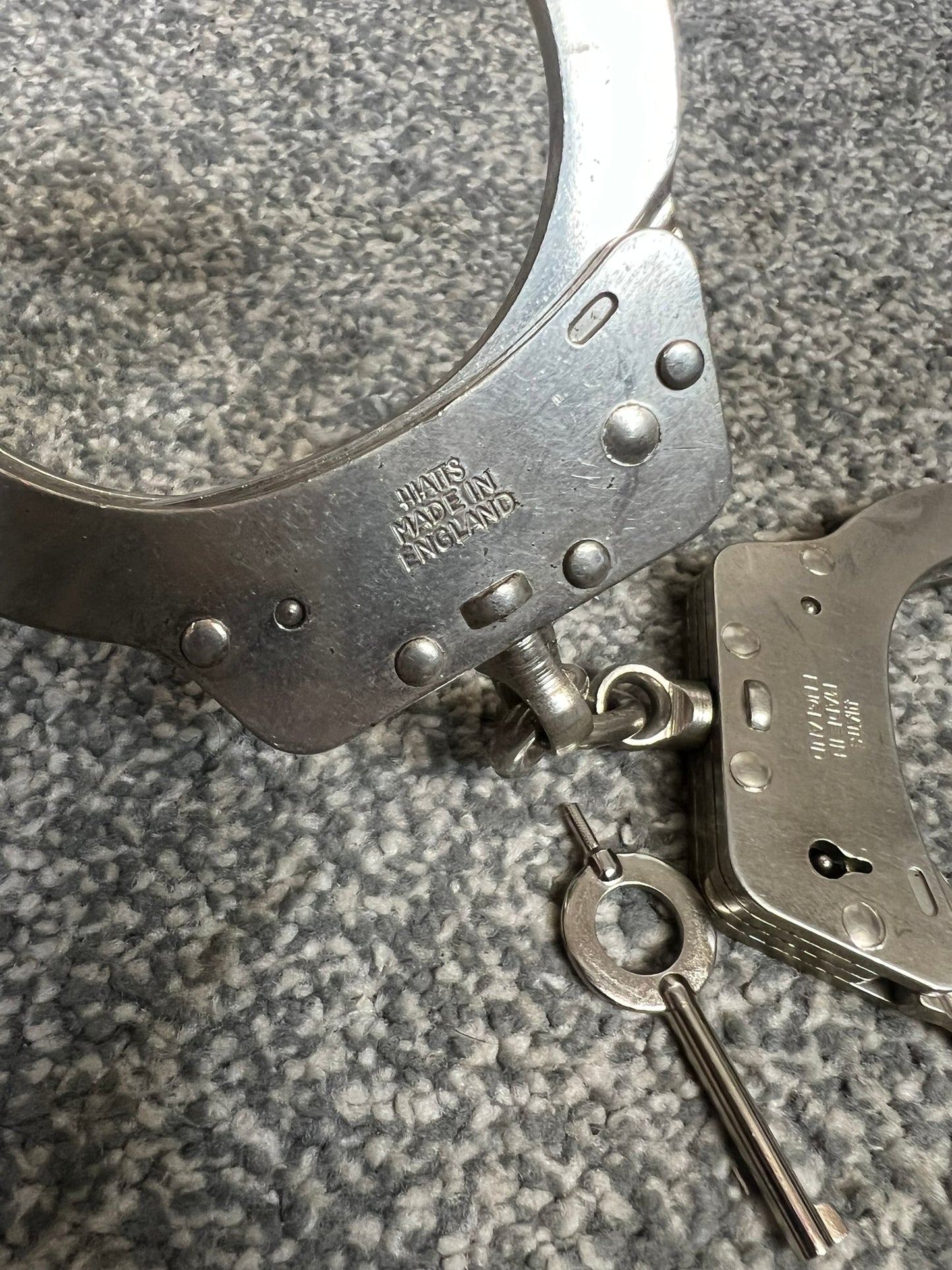 Genuine Ex Police Hiatt Chain Handcuffs & Key Collectible Security Restraints