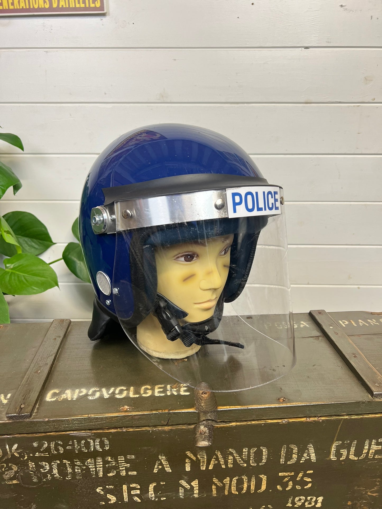 Ex Police Riot Helmet Genuine Obsolete Public Order Protection 58-59cm Security Film Prop Display