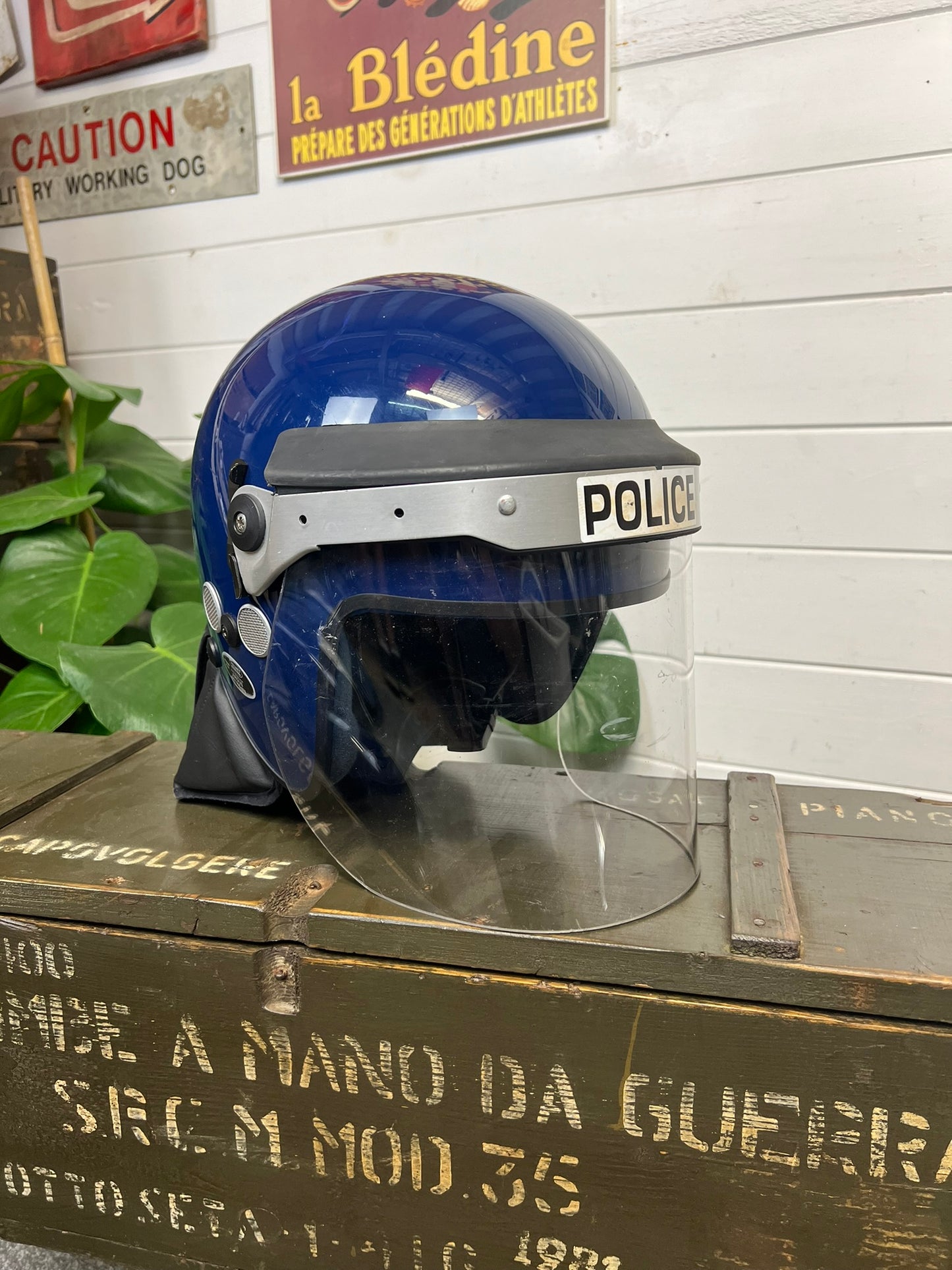 Ex Police Riot Helmet Genuine Obsolete Public Order Protection 58-59cm Security Film Prop Display