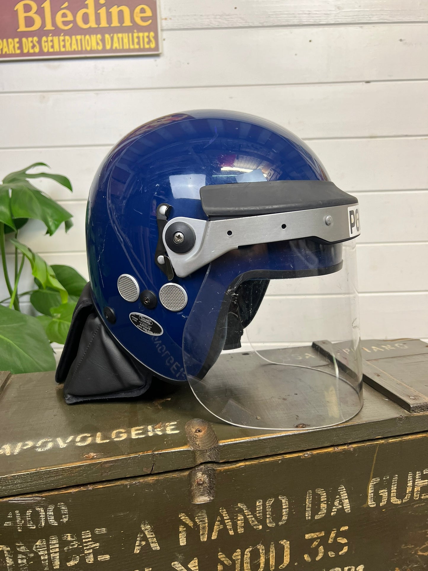 Ex Police Riot Helmet Genuine Obsolete Public Order Protection 58-59cm Security Film Prop Display