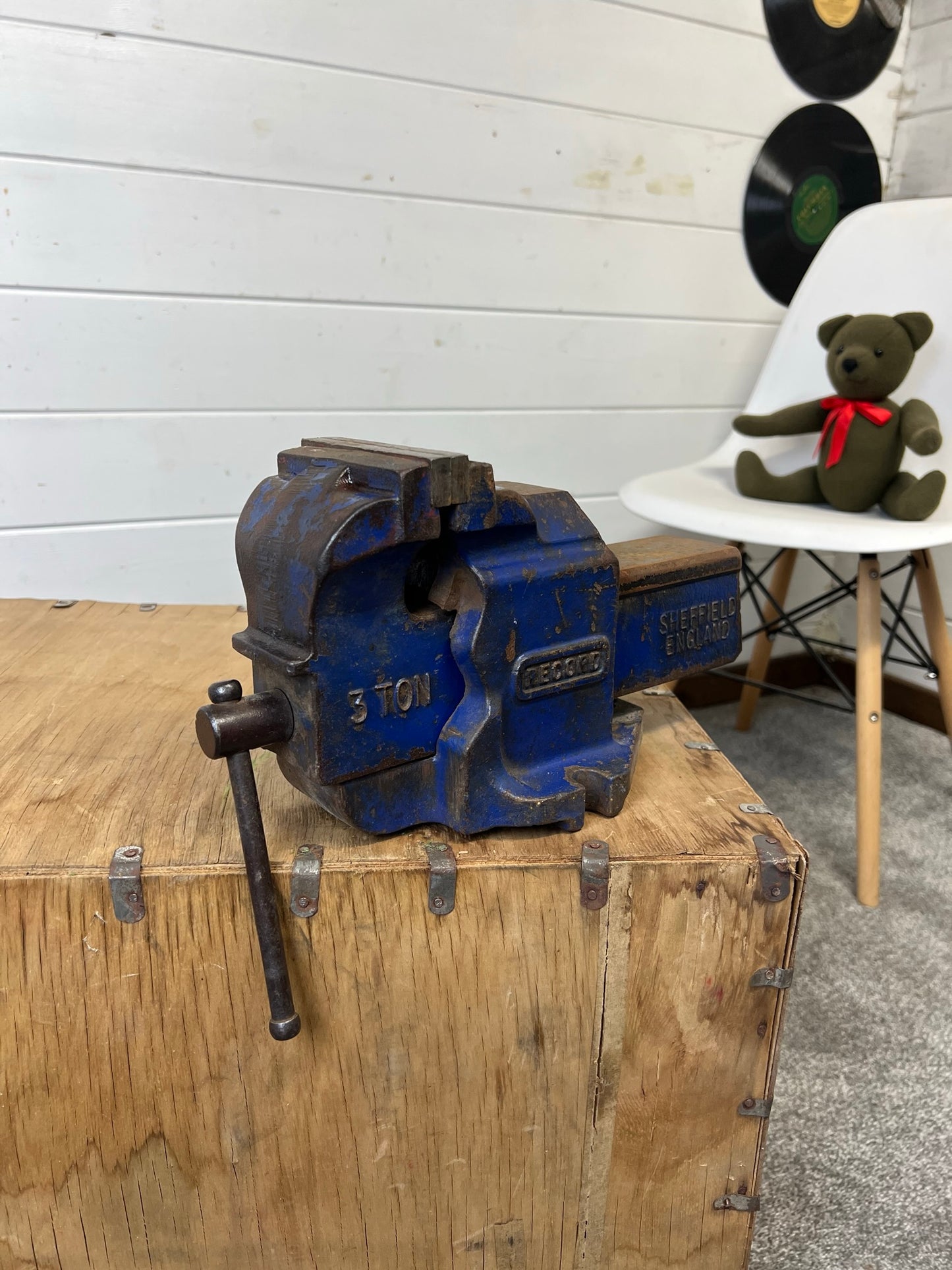 Vintage Record 3 Ton Sheffield Vice Heavy Duty Workshop Garage Engineers Vice