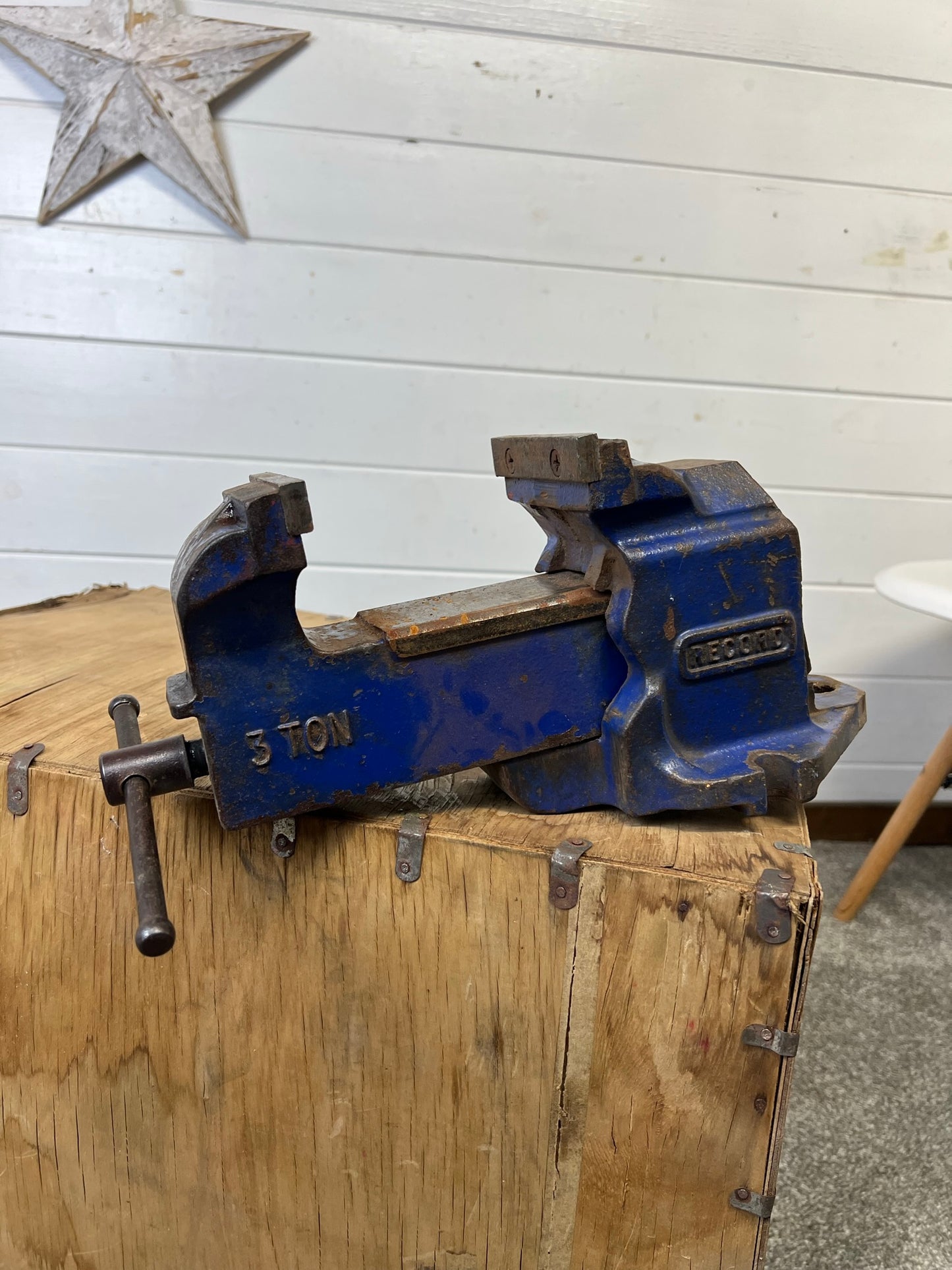 Vintage Record 3 Ton Sheffield Vice Heavy Duty Workshop Garage Engineers Vice