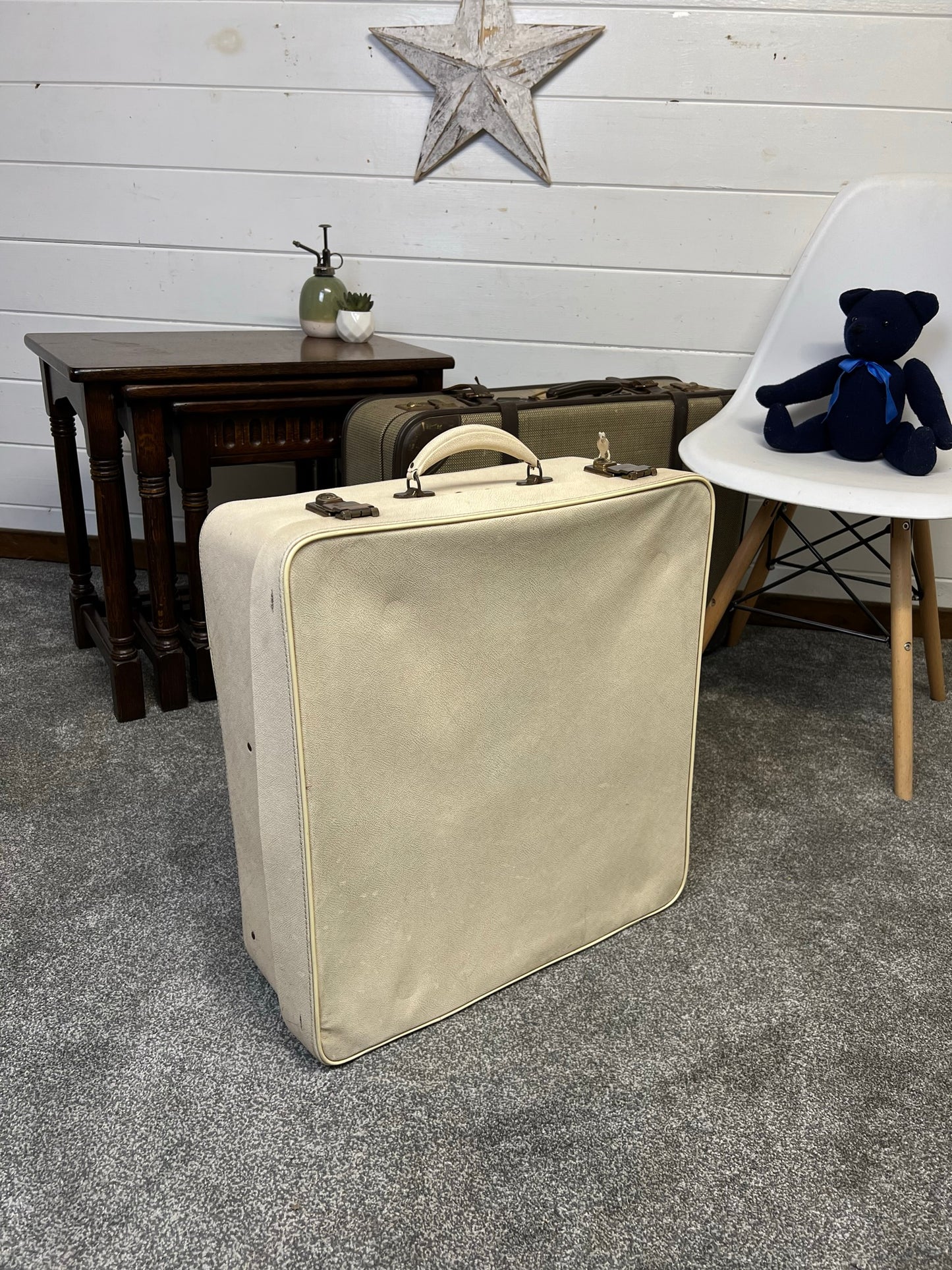 Vintage Gastin Vanity Case Suitcase With Key Retro 60's 70's Travel Case Decor Display
