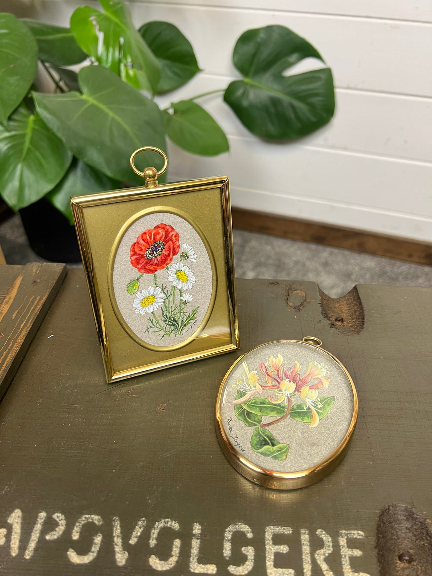2x Vintage Paula Joyce Small Brass Oval Photo Frames Wild Flowers Design