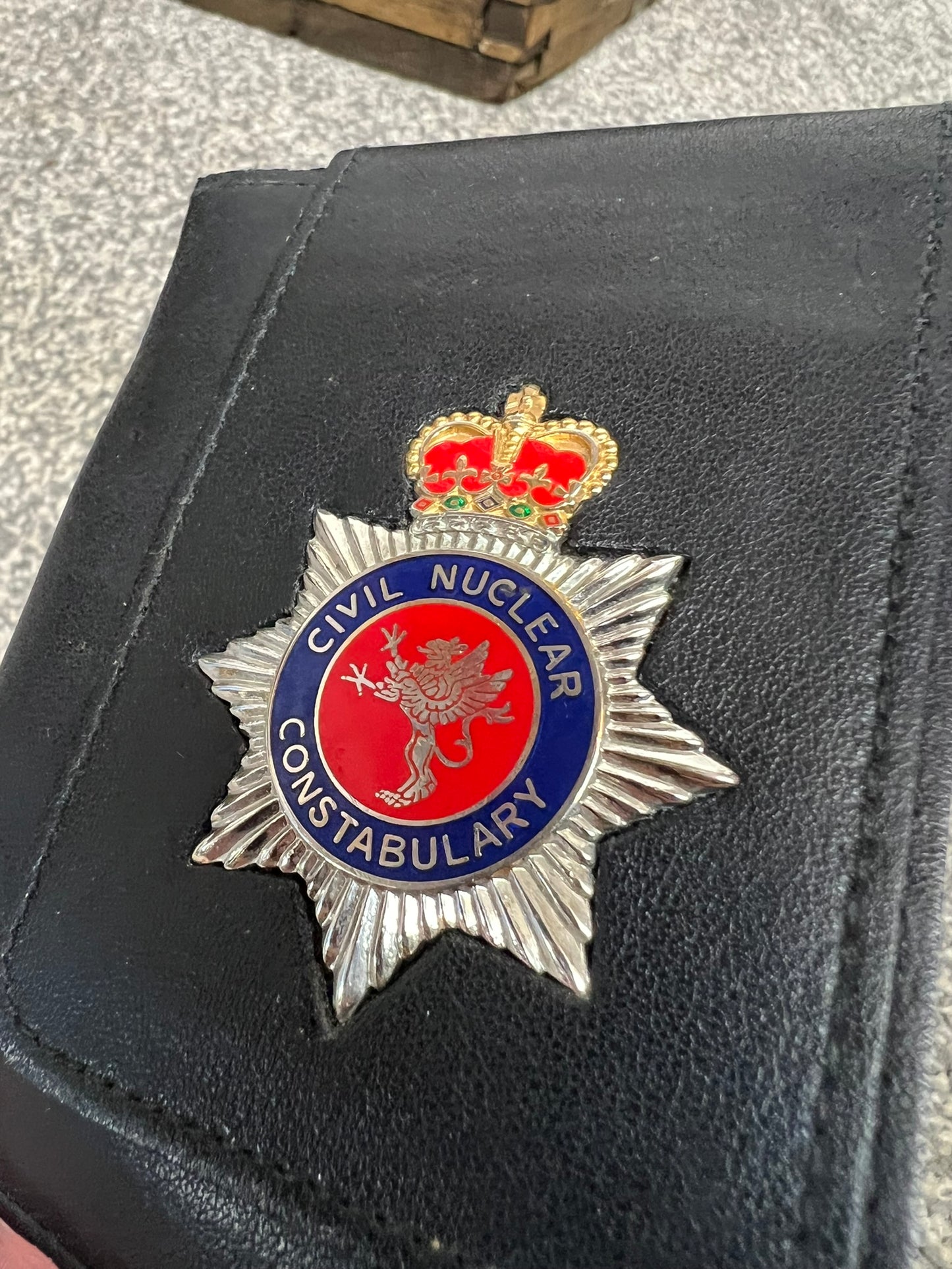 RARE Civil Nuclear Constabulary Obsolete Warrant Wallet Enamel Badge Collectible Memorabilia