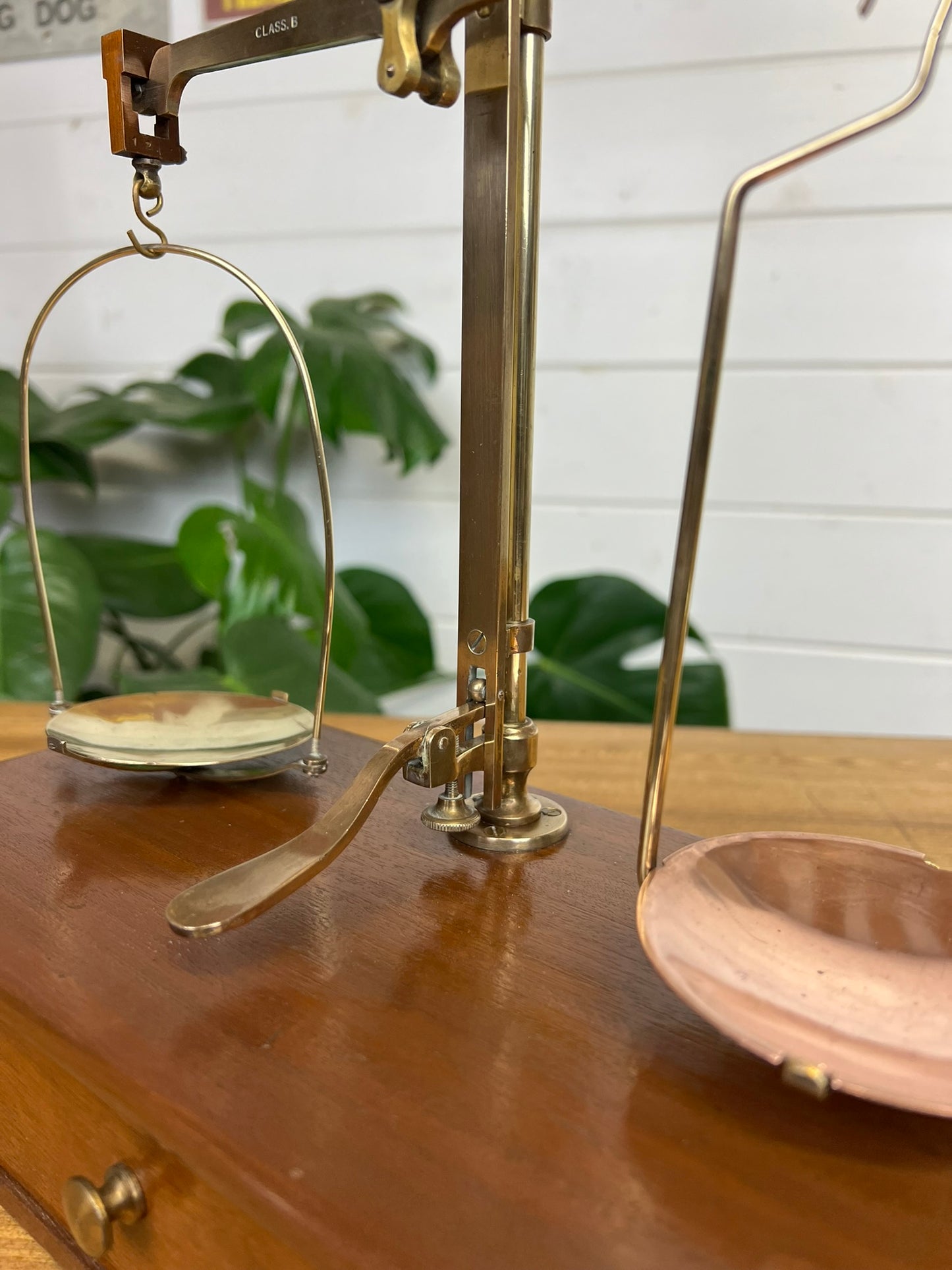 Vintage Jewellers Travel Scales Brass on Mahogany Box Apothecary Display