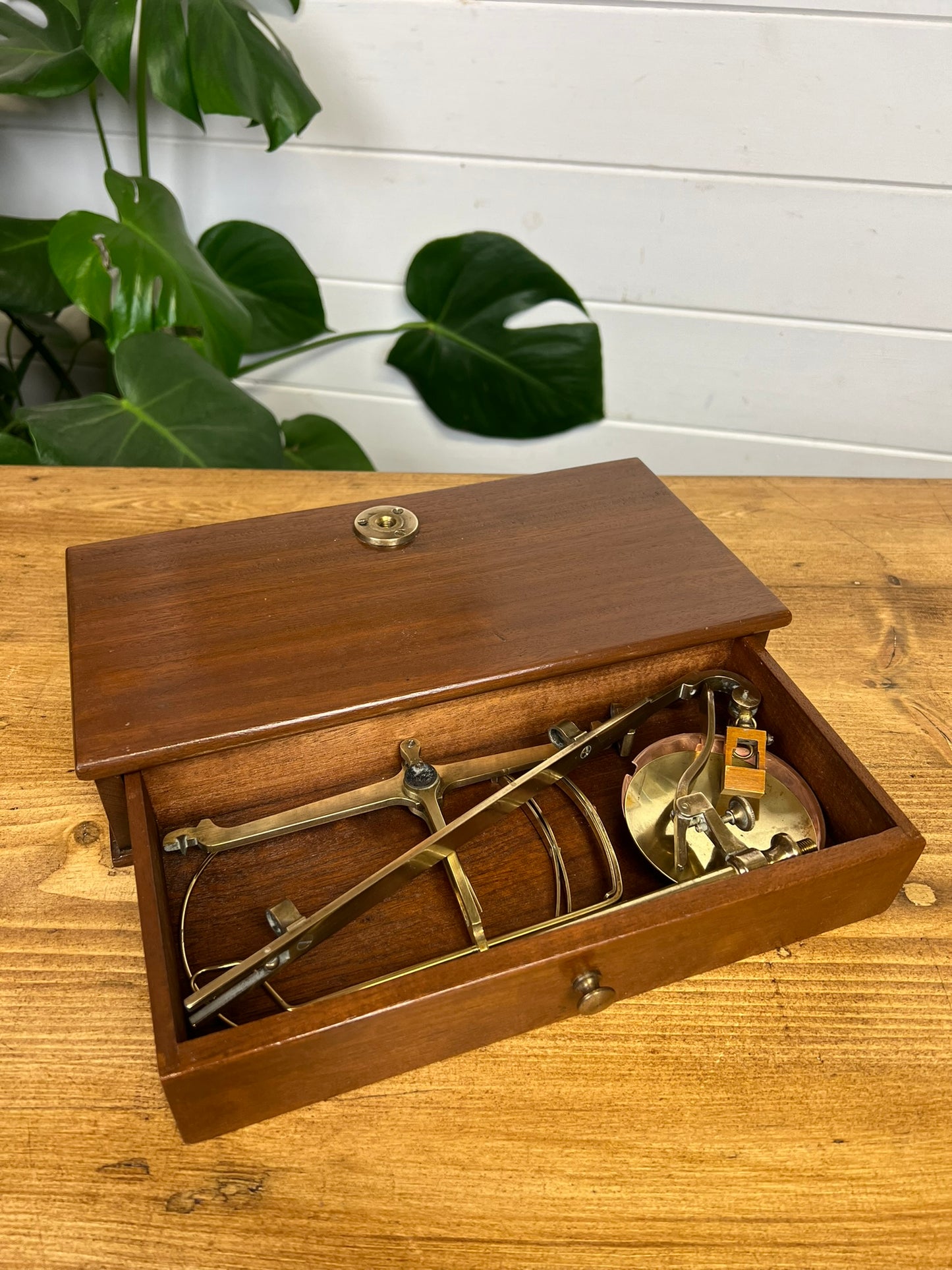 Vintage Jewellers Travel Scales Brass on Mahogany Box Apothecary Display