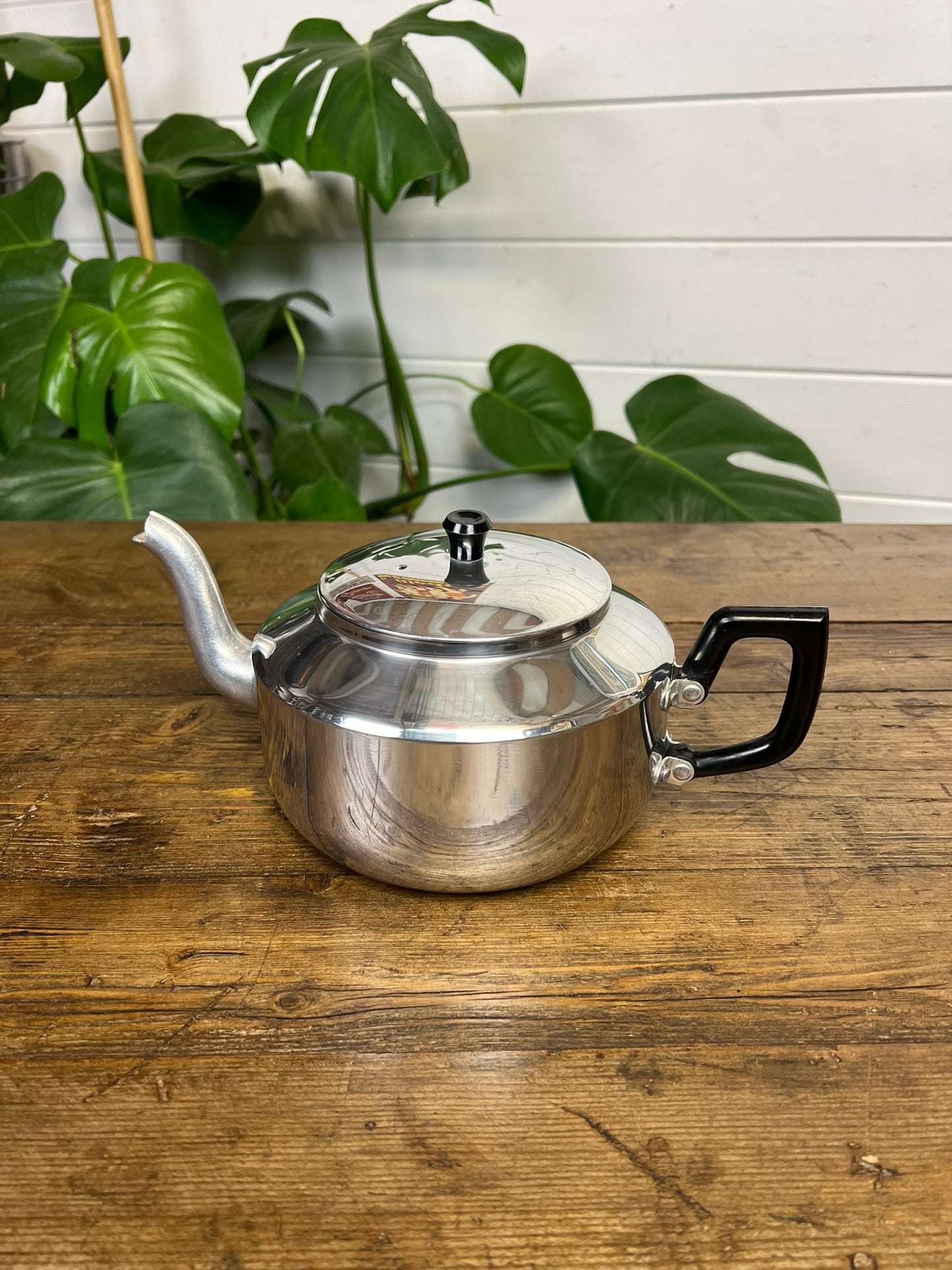 Vintage Stainless Steel Tea Pot Bakelite Handle 1970's 80's Mid Century Art Deco Retro Kitchen