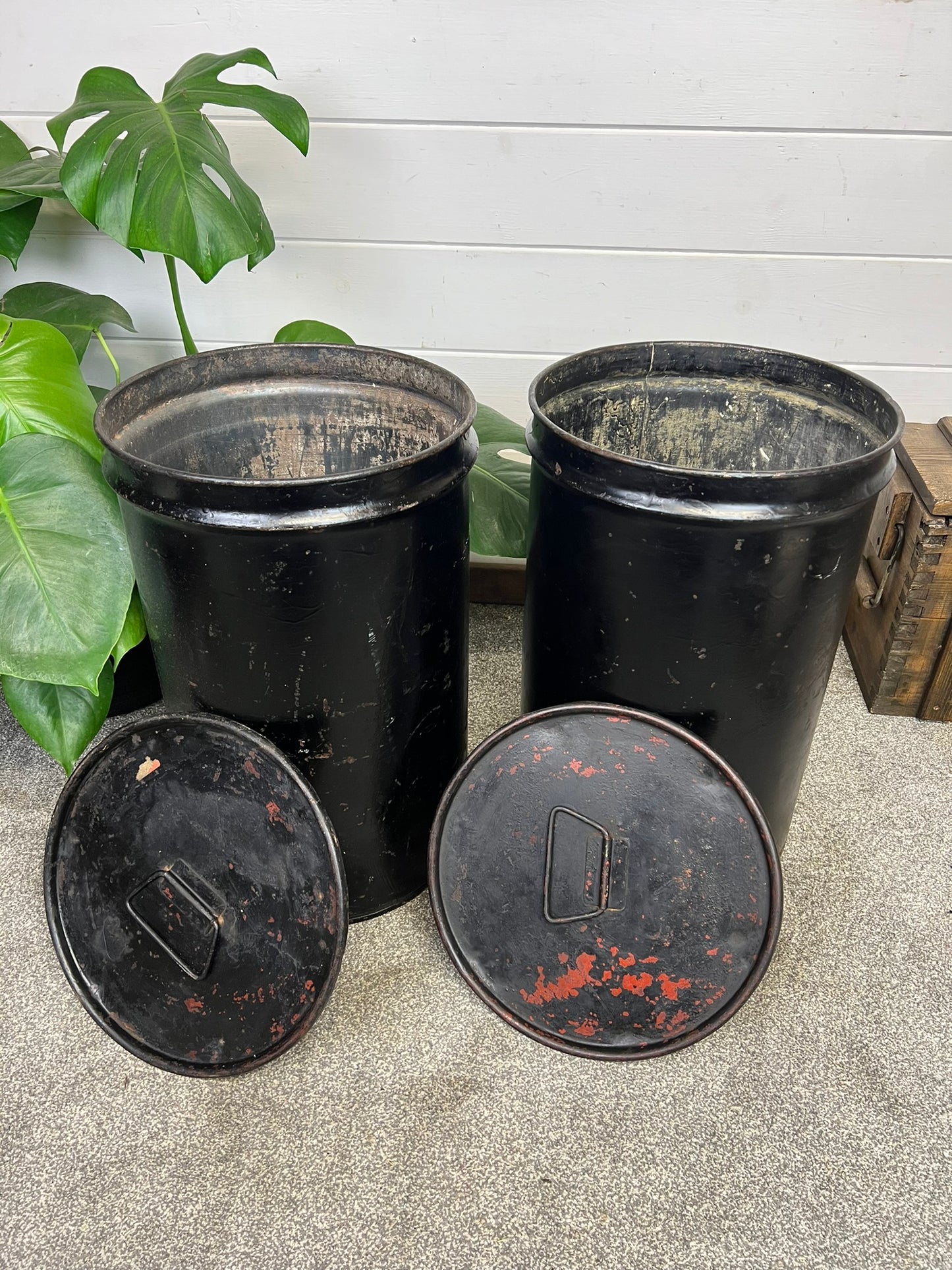 2x Small Metal Drums With Lids Vintage Display Storage Upcycle Stools Industrial Decor