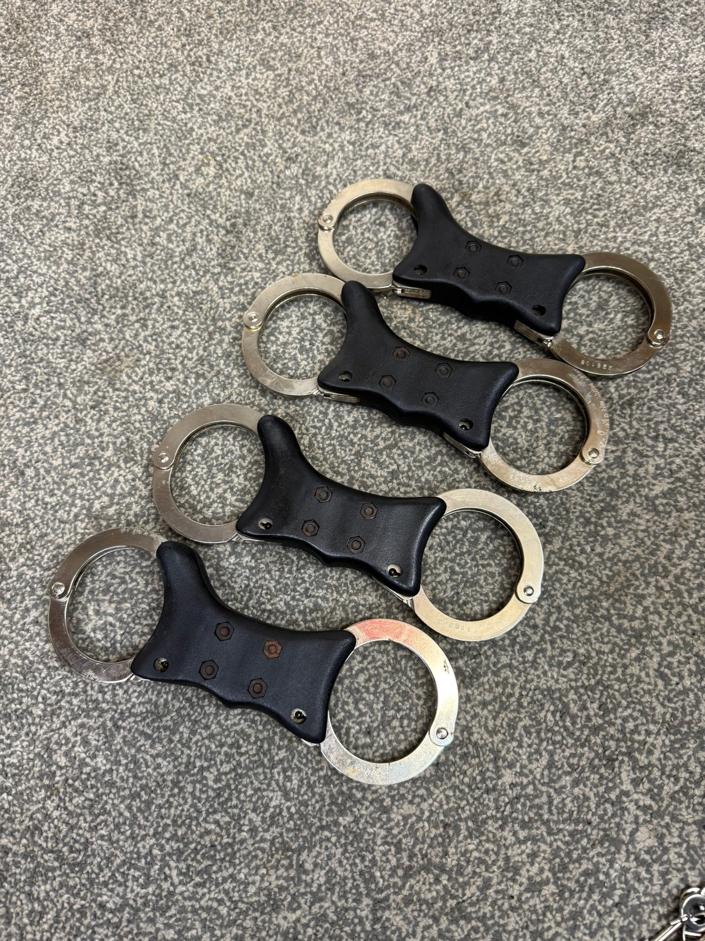 Ex Police Handcuffs Genuine Quik-Kuf Cuffs With Key Security Collectible Memorabilia Restraint