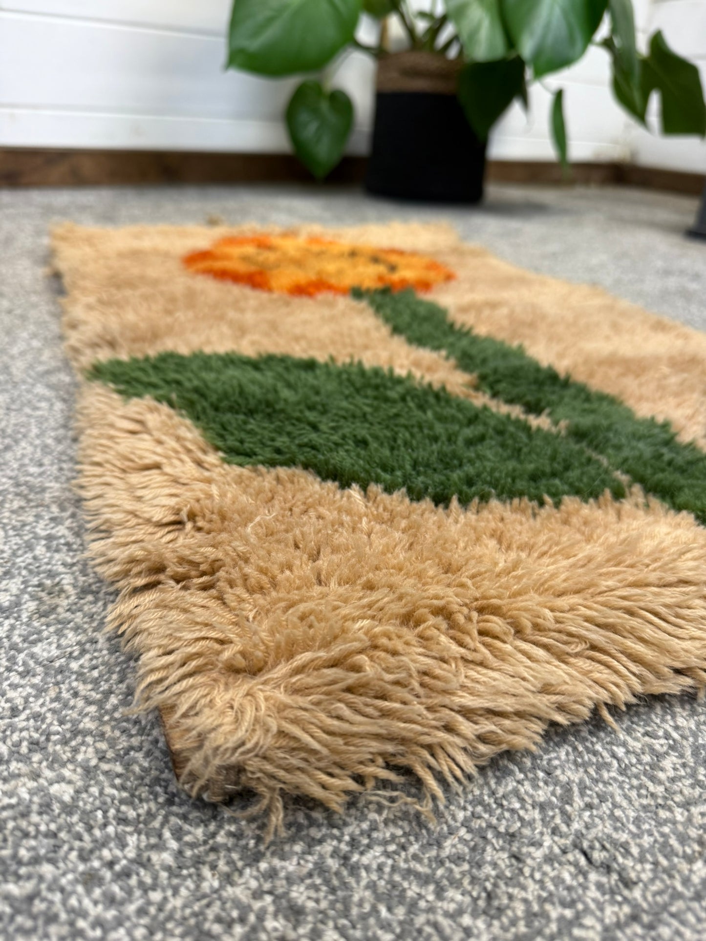 Vintage Sunflower Rya Rug Tapestry Home Decor Mid Century 70s Wall Hanging Bohemian Style