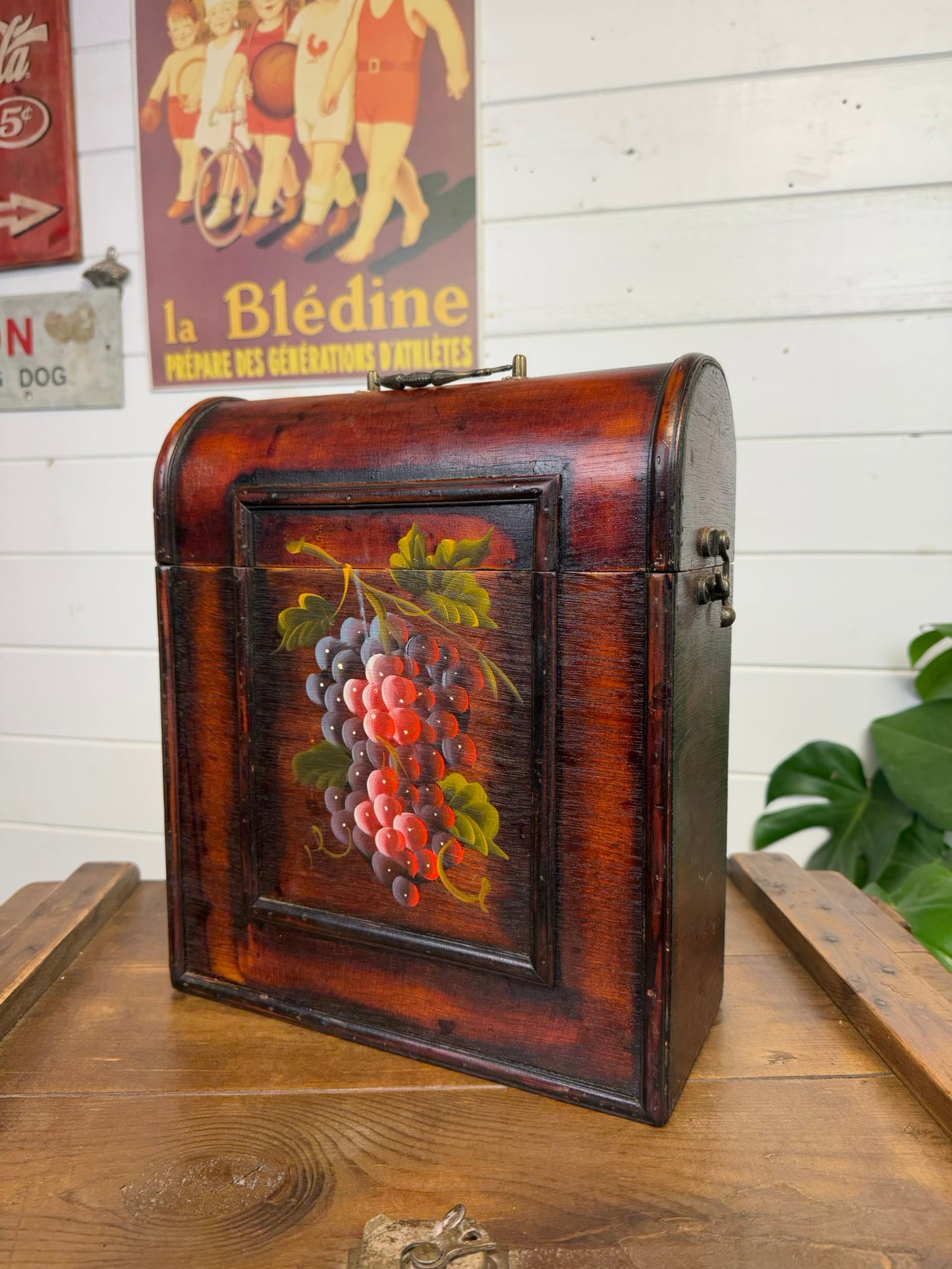 Vintage Wooden Wine Box Chest Triple Bottle Hinged Hand Painted Decorative Display