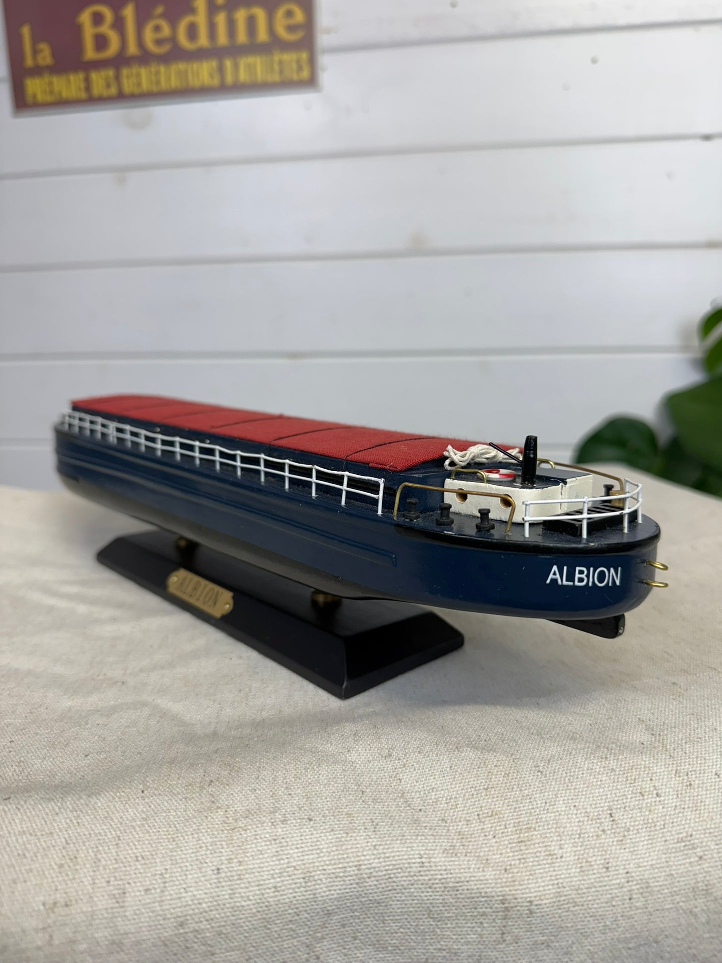 Vintage Albion Model Canal River Barge Wherry Display Model Boat Decor