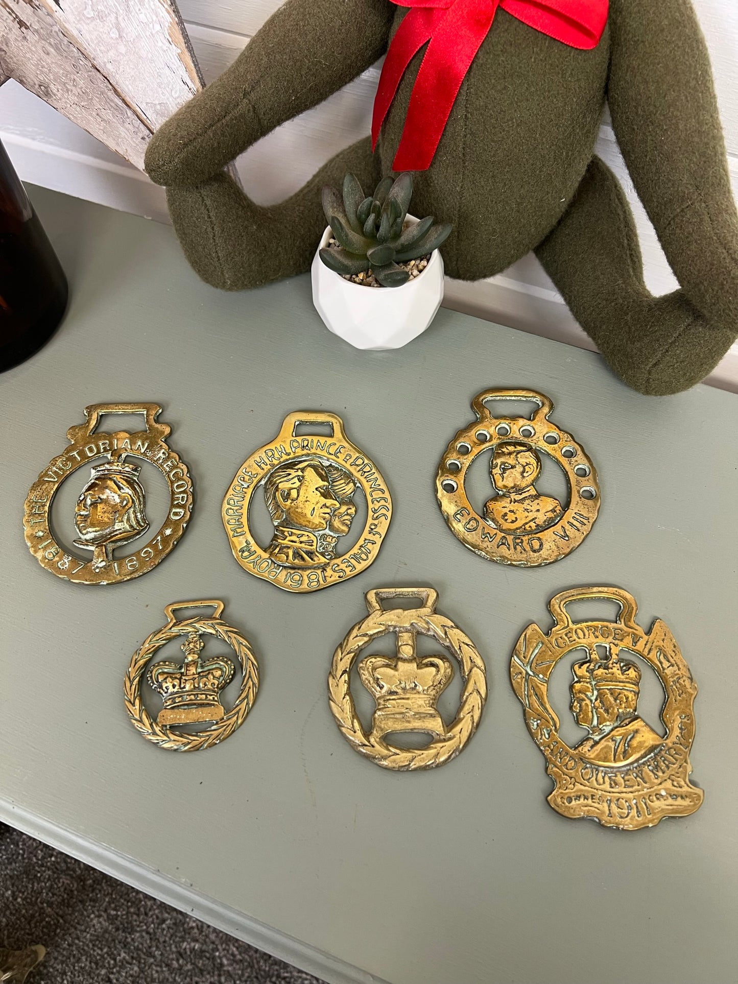 Vintage Horse Brass Job Lot Bundle x6 King Queen Princess Rustic Farmhouse Country Home Decor
