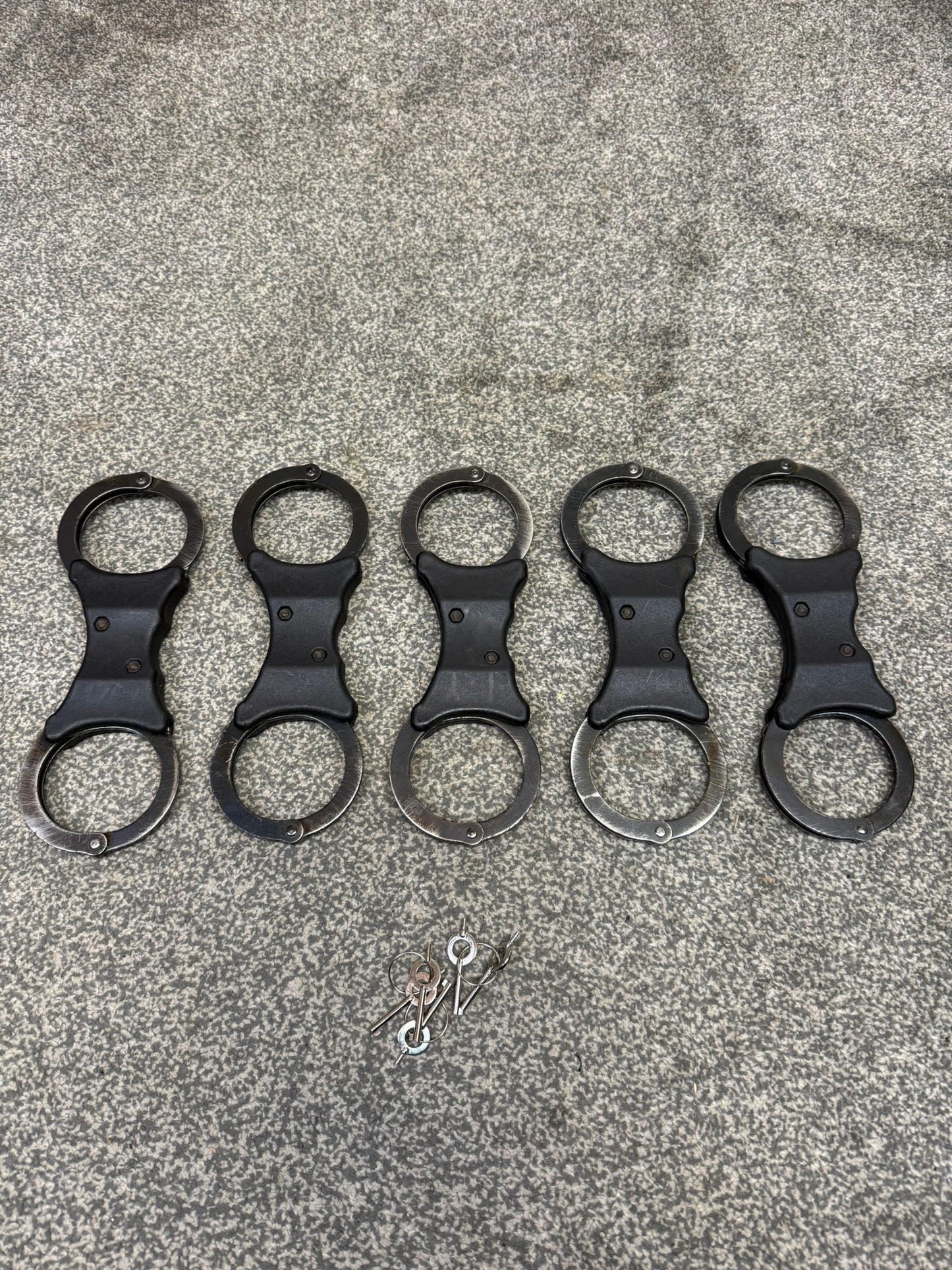 Ex Police Black Hiatt Handcuffs Genuine Cuffs With Key Security Collectible Memorabilia Restraint