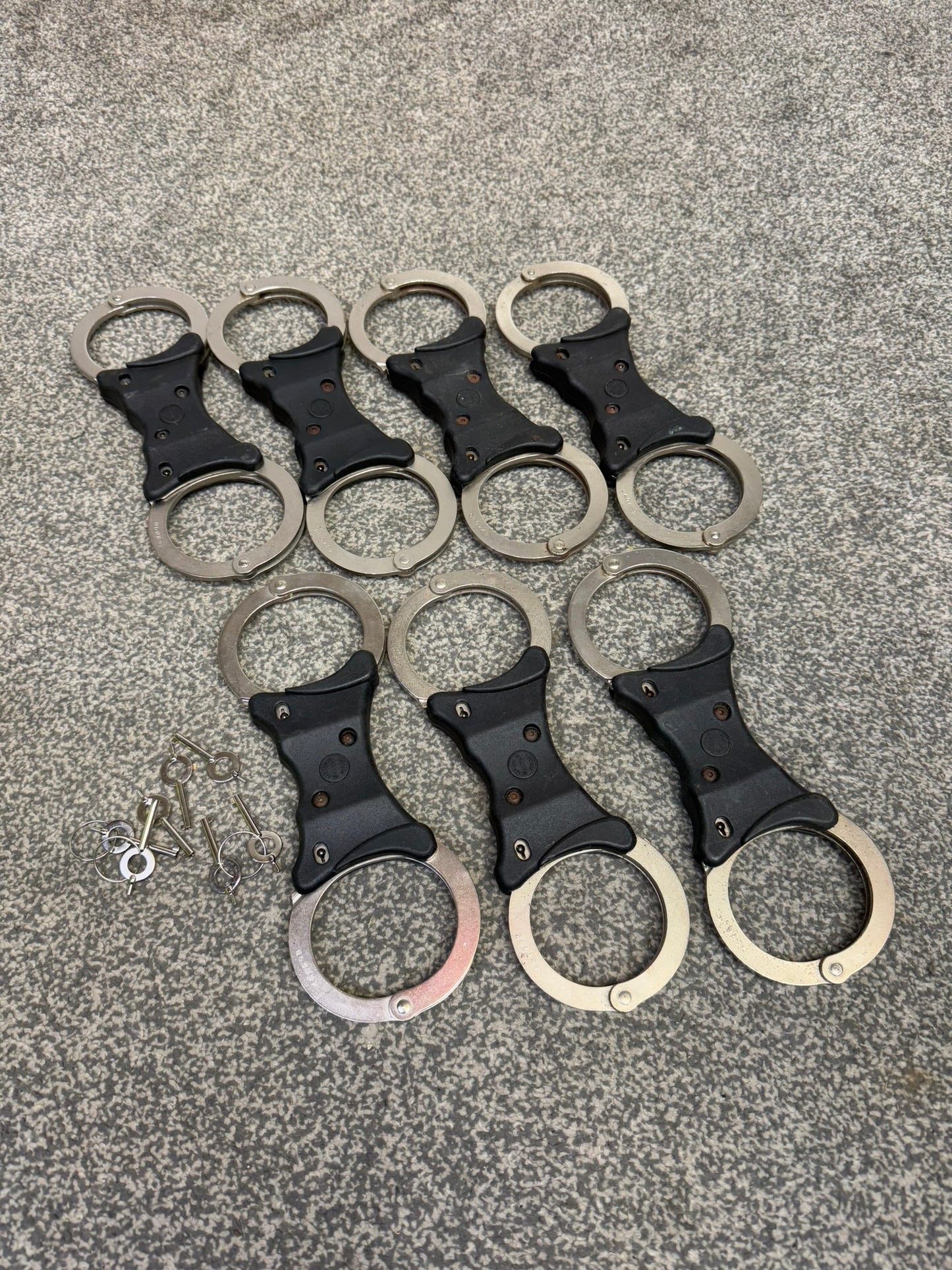 Ex Police Hiatt Rigid Handcuffs With Serial Security Cuffs Displays Collectible