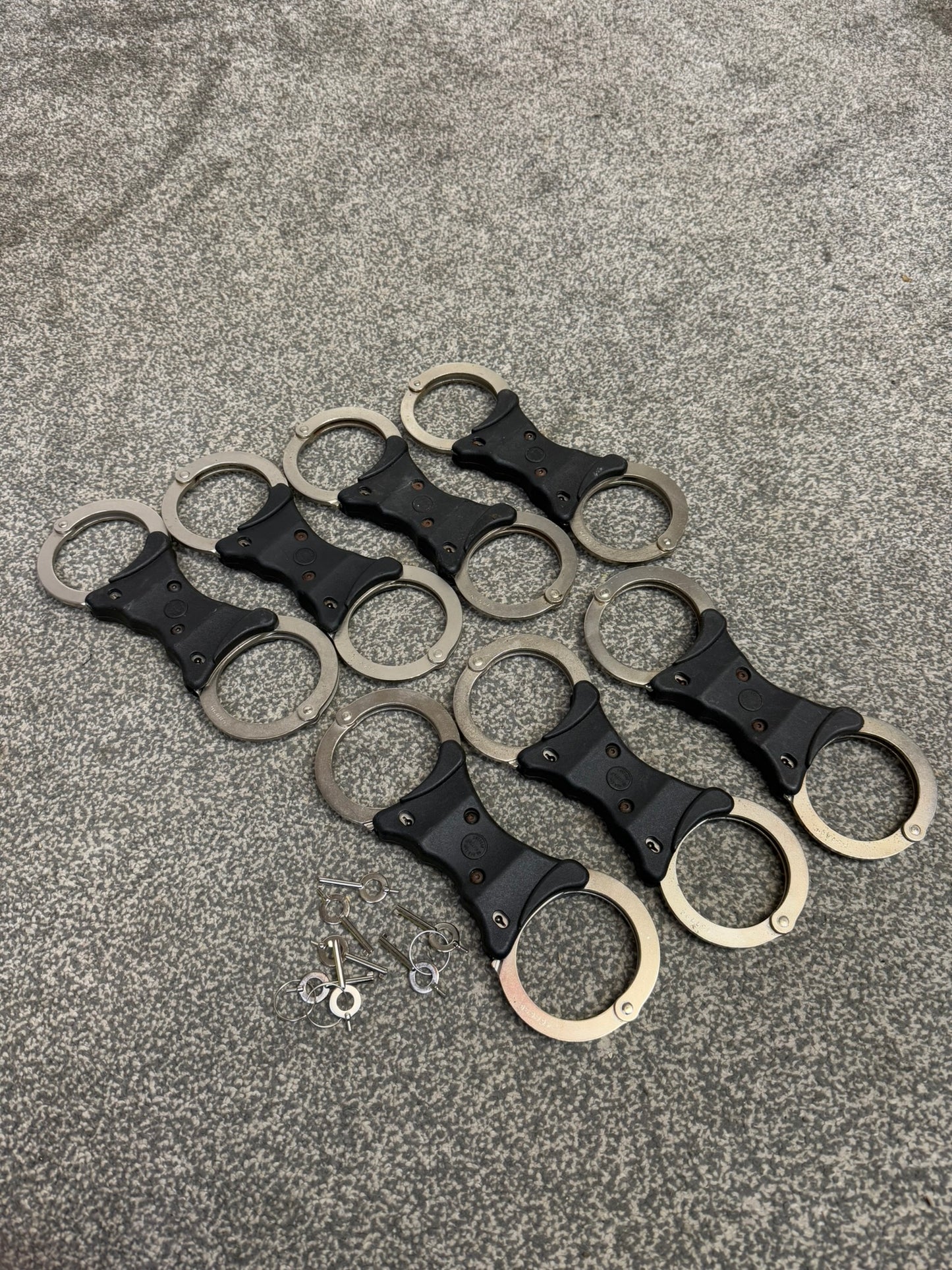 Ex Police Hiatt Rigid Handcuffs With Serial Security Cuffs Displays Collectible