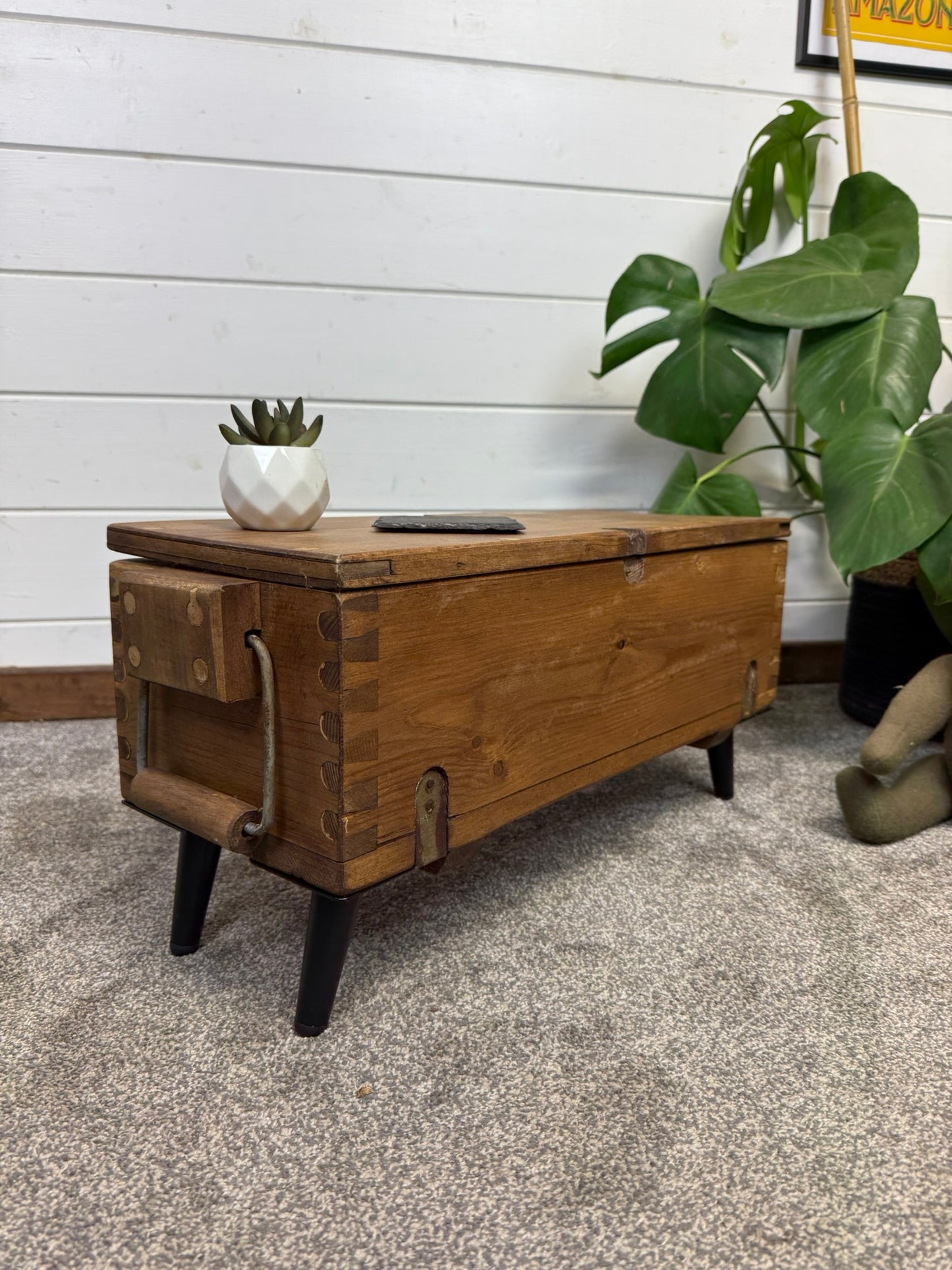 Vintage Rustic Wooden Box Side Table Storage Reclaimed Chest Cottage Farmhouse Coffee Table
