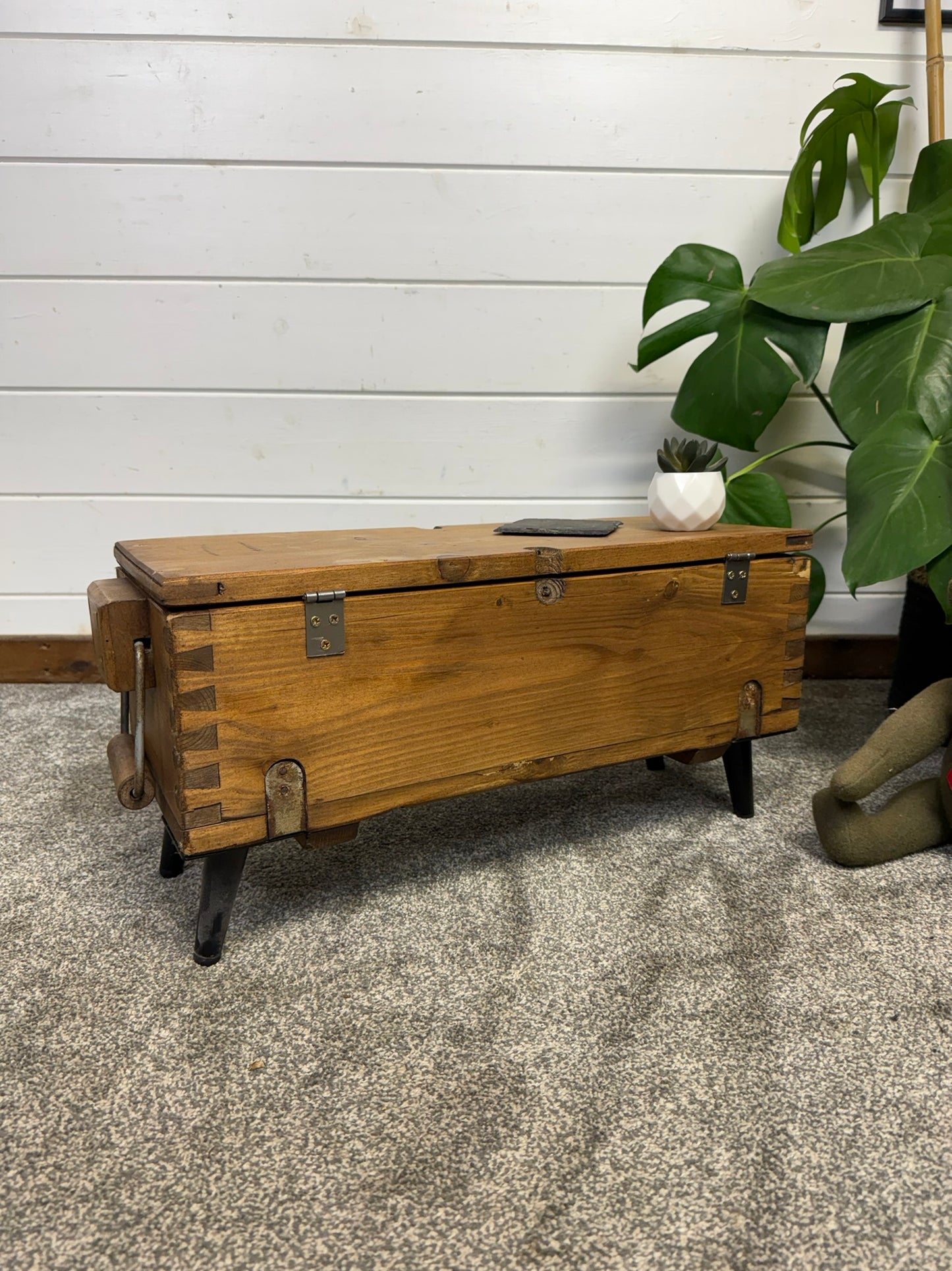 Vintage Rustic Wooden Box Side Table Storage Reclaimed Chest Cottage Farmhouse Coffee Table