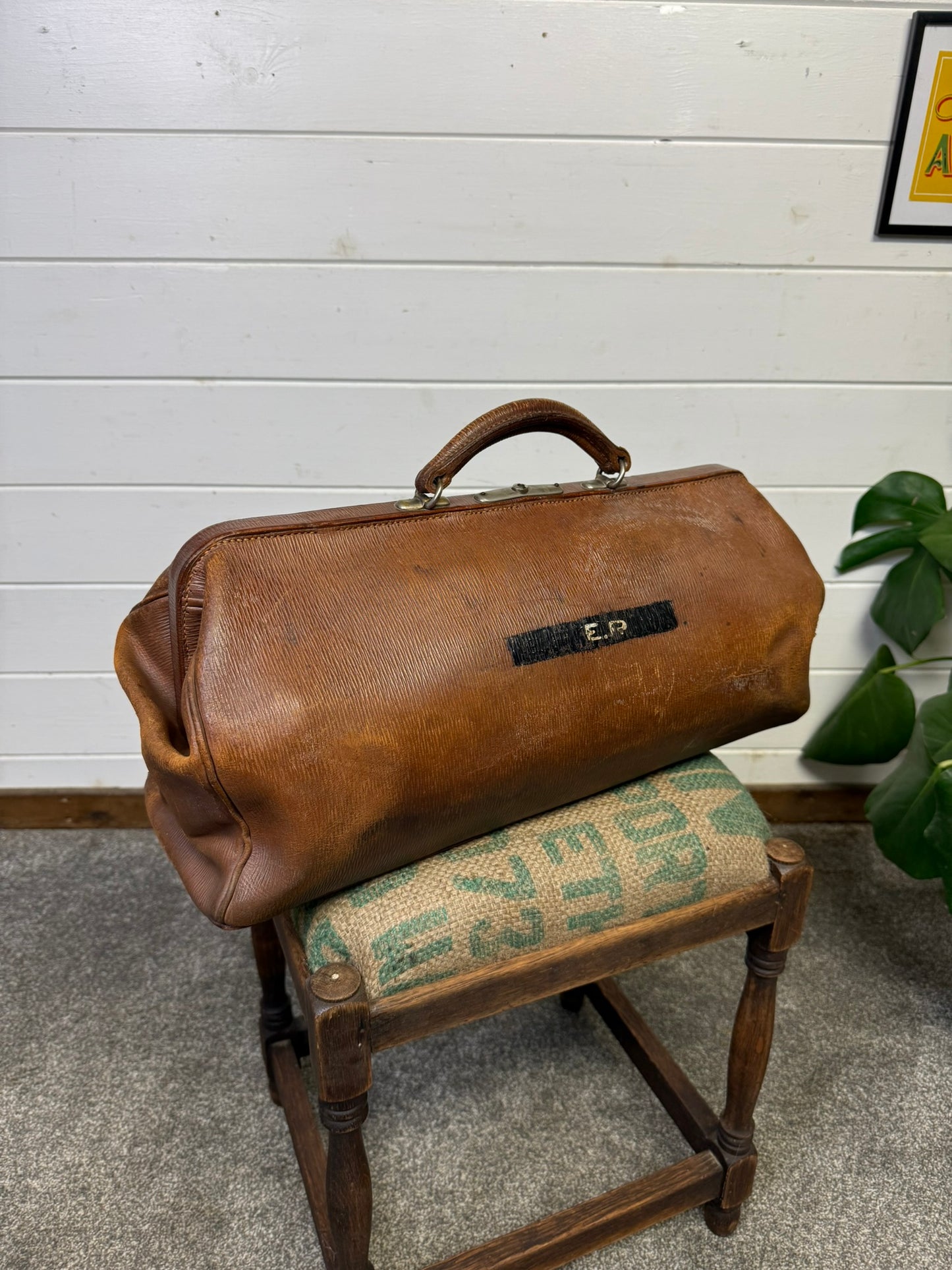 Vintage Brown Leather Doctors Bag Gladstone Bag Vintage Film Display