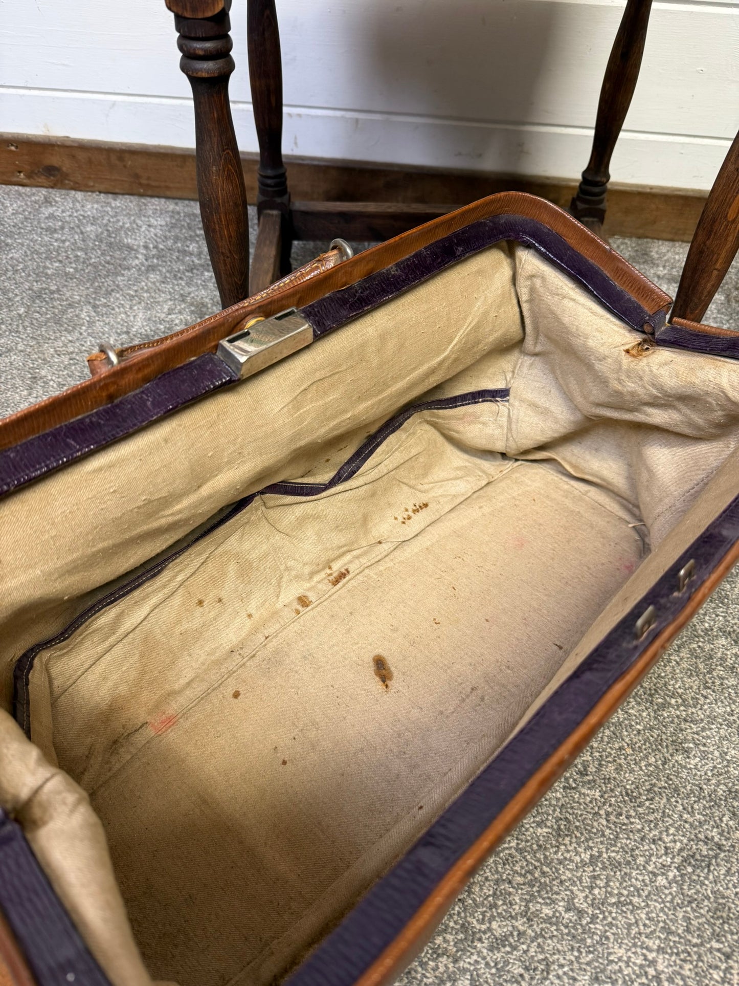 Vintage Brown Leather Doctors Bag Gladstone Bag Vintage Film Display