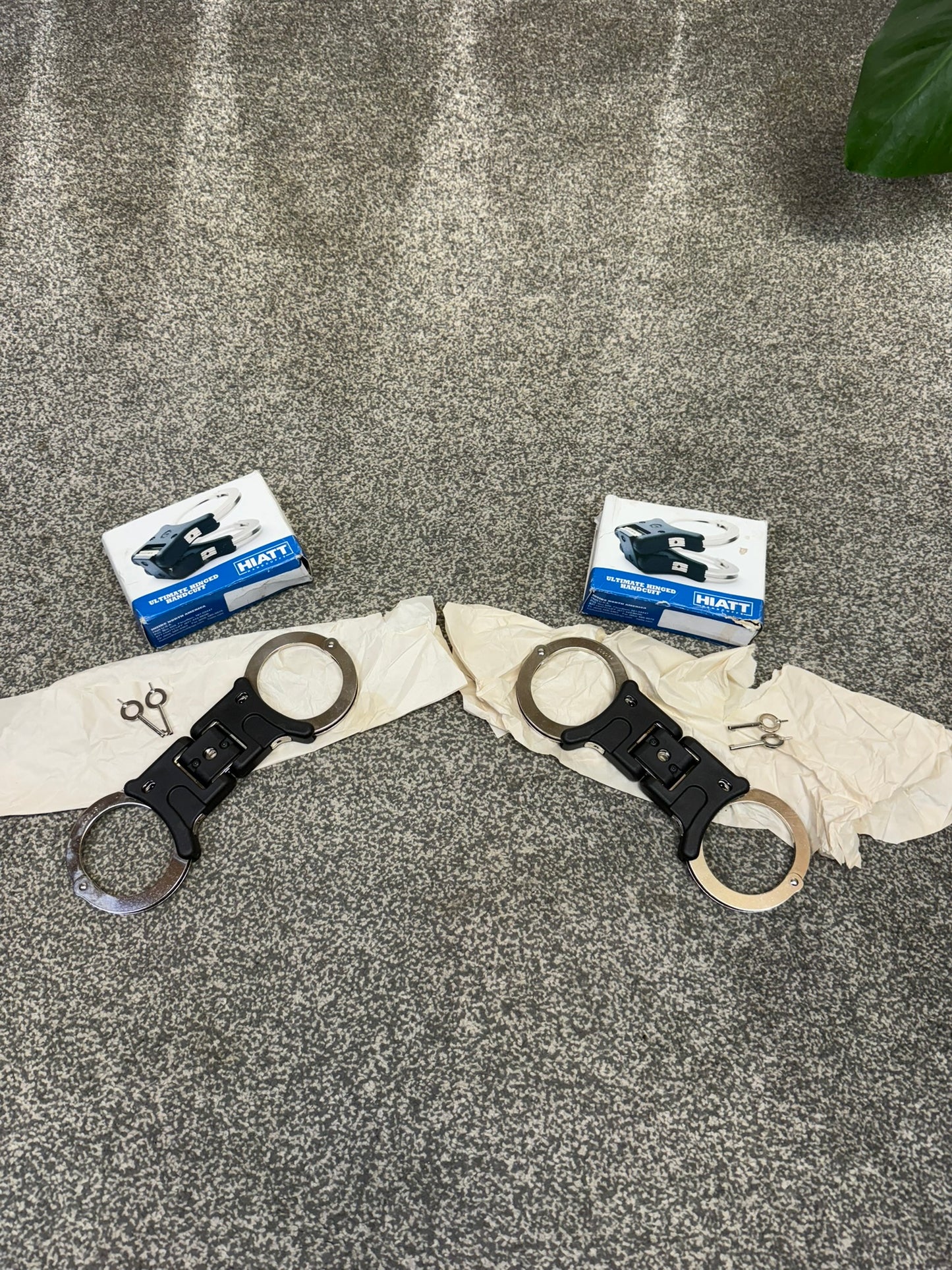 NEW Ex Police Folding Hiatt Handcuffs Hinged Cuffs 2x Key Security Collectible In Box