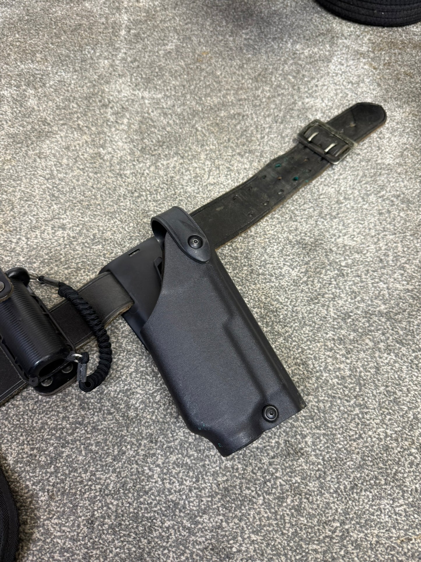 Ex Police Firearms Leather Duty Belt With Pouches Genuine Collectible Cosplay Film Display Security