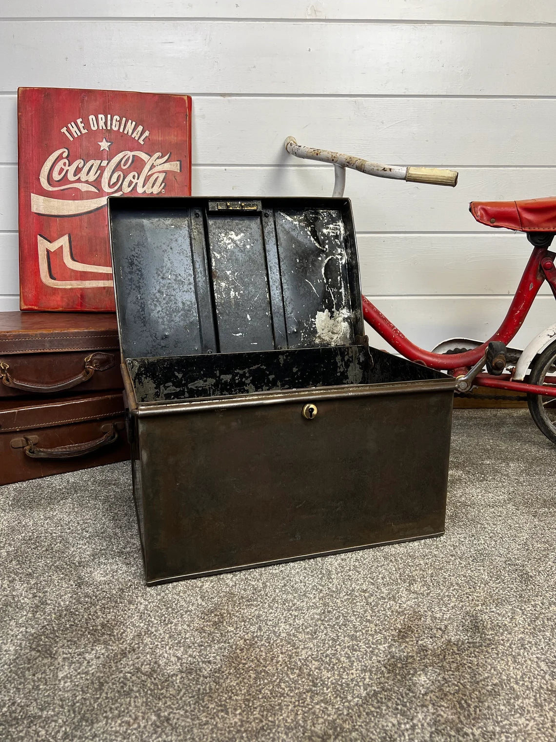 Vintage Metal Deeds Box Storage Tin Rustic Shabby Chic Decor Vintage Steampunk Display