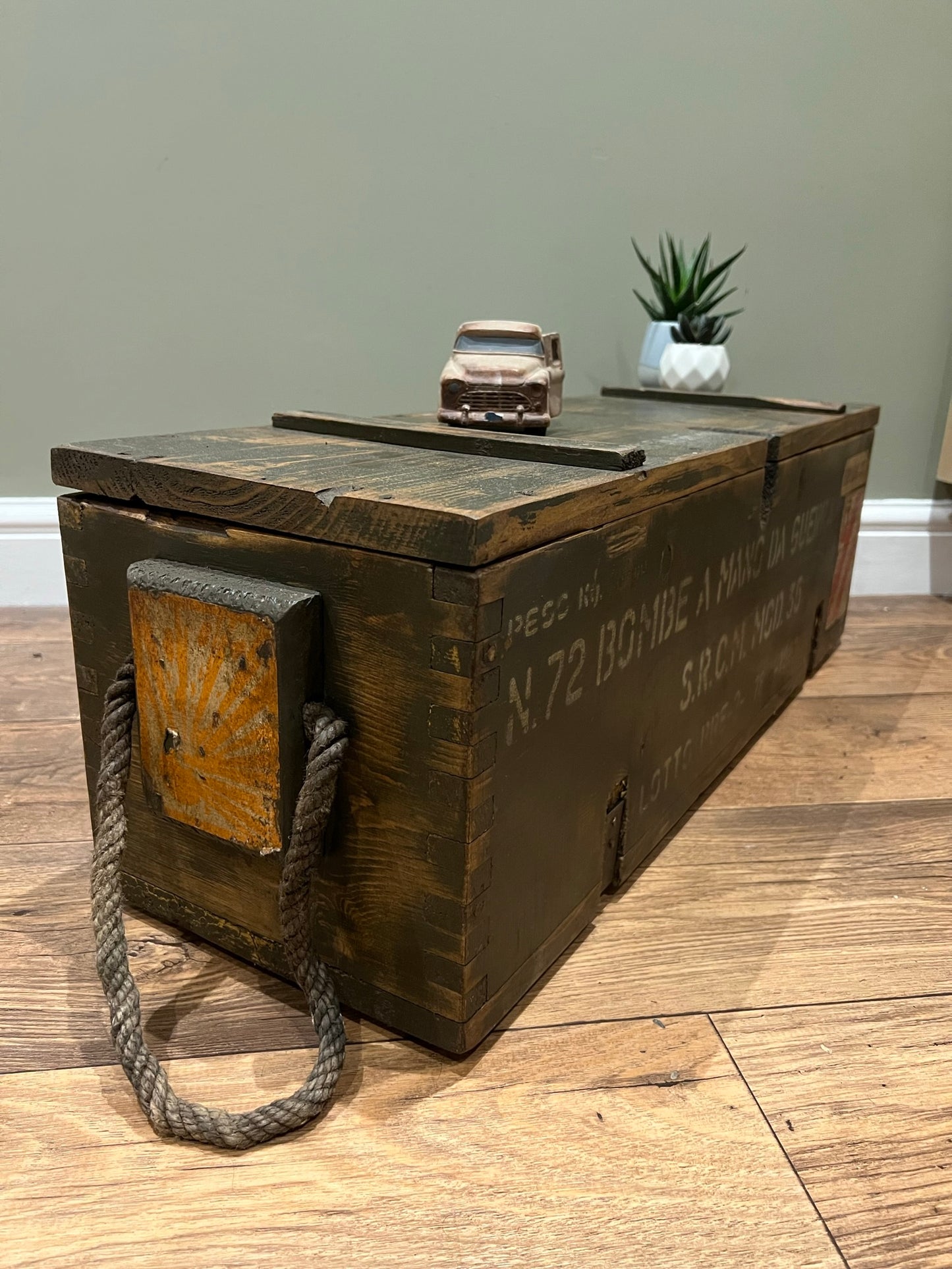 Vintage Rustic Storage Chest Ammo Box Wooden Industrial Trunk Home Coffee Table