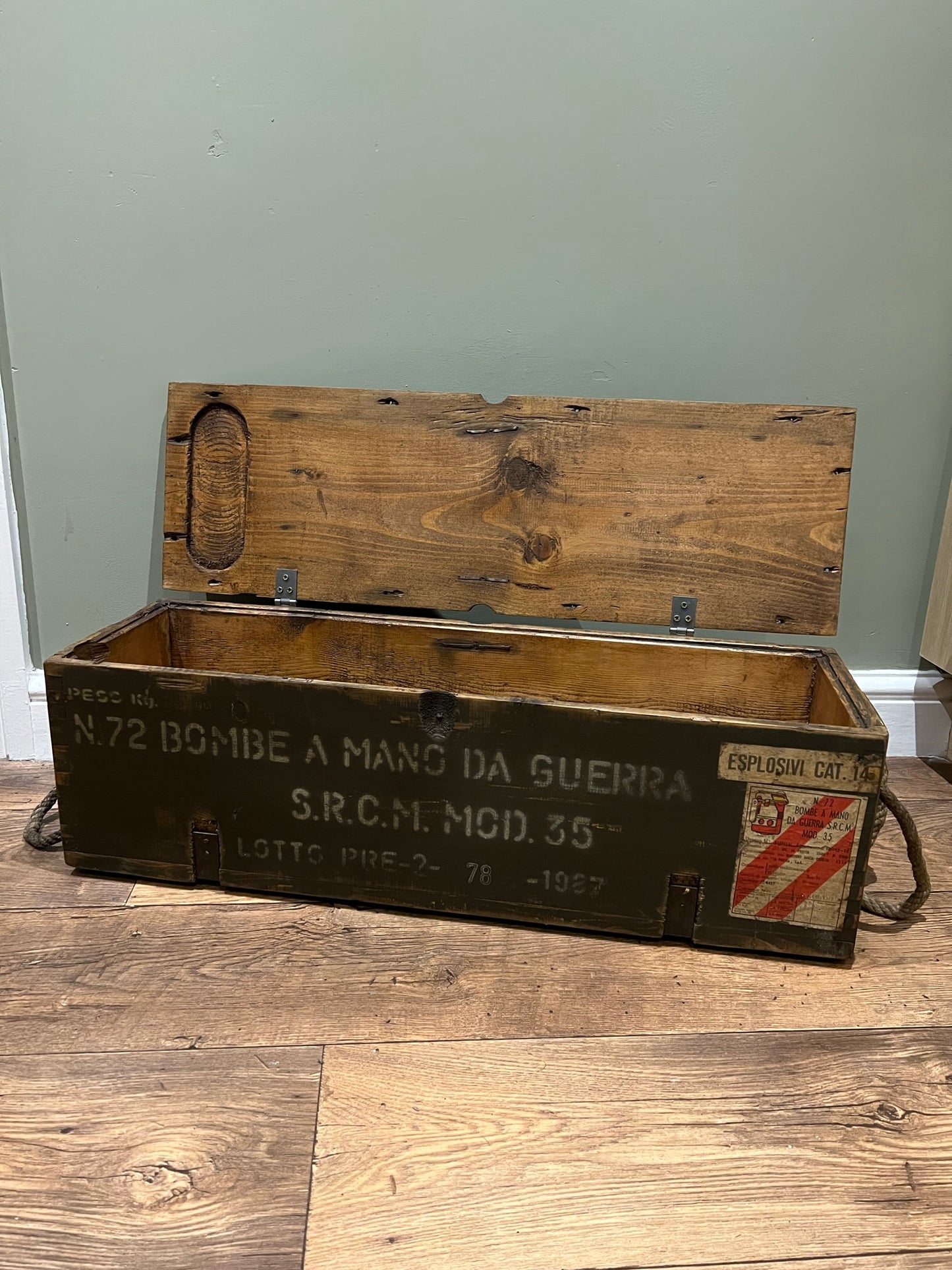 Vintage Rustic Storage Chest Ammo Box Wooden Industrial Trunk Home Coffee Table