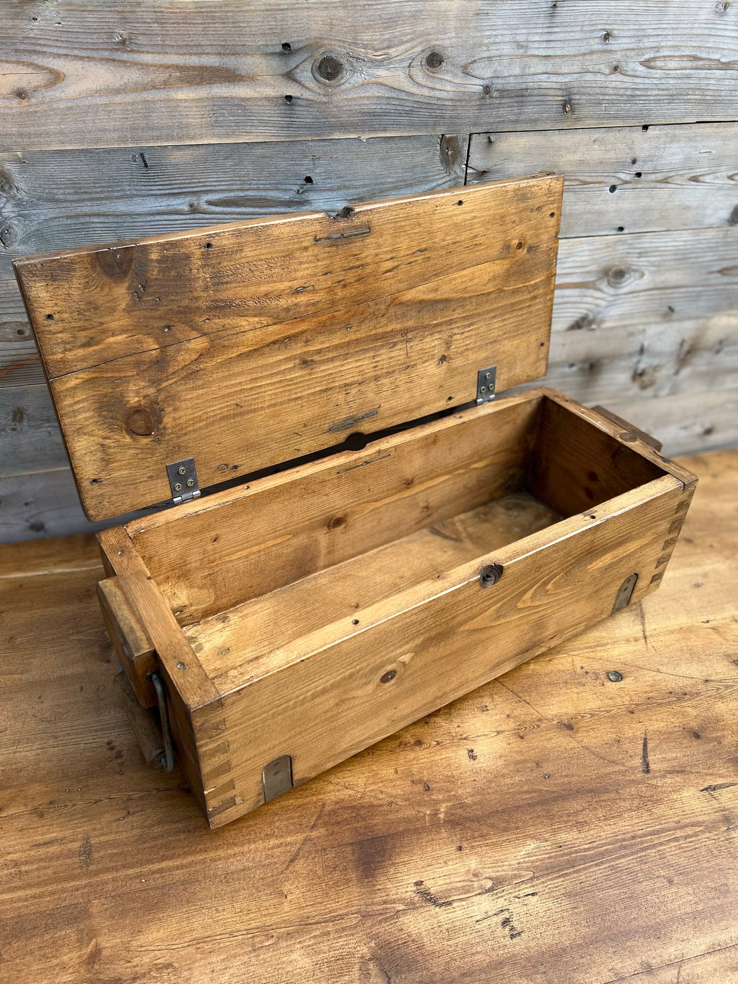 Rustic Wooden Box Storage Gift Box Chest Toolbox Man Cave Reclaimed Ammo Box