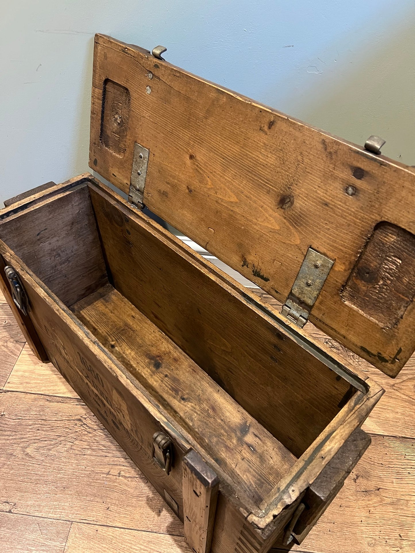 Wooden Ammo Box Vintage 1984 Rustic Storage Toy Chest Industrial Trunk Coffee Table