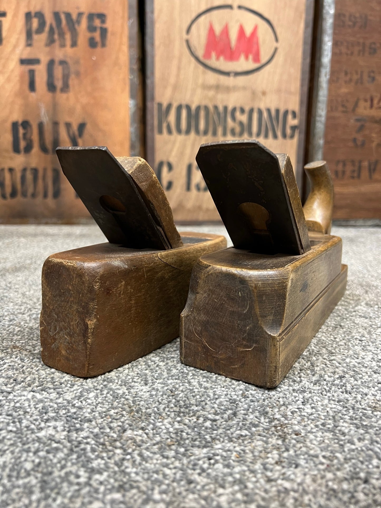 2x Vintage Carpenter Wood Block Plane