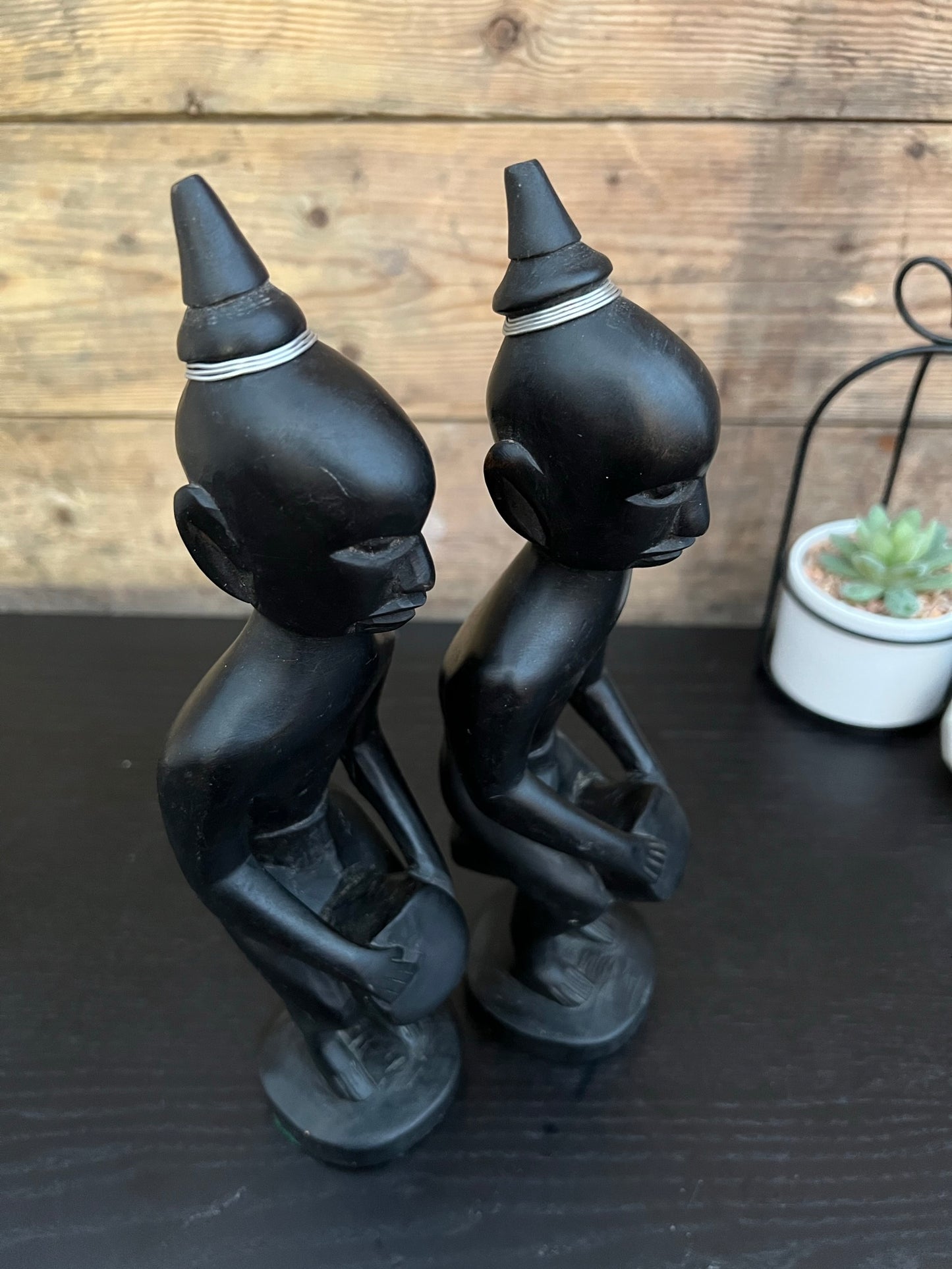 2x African Wooden Tribal Figure Figurines Beating Drums Boho Contemporary Home Décor