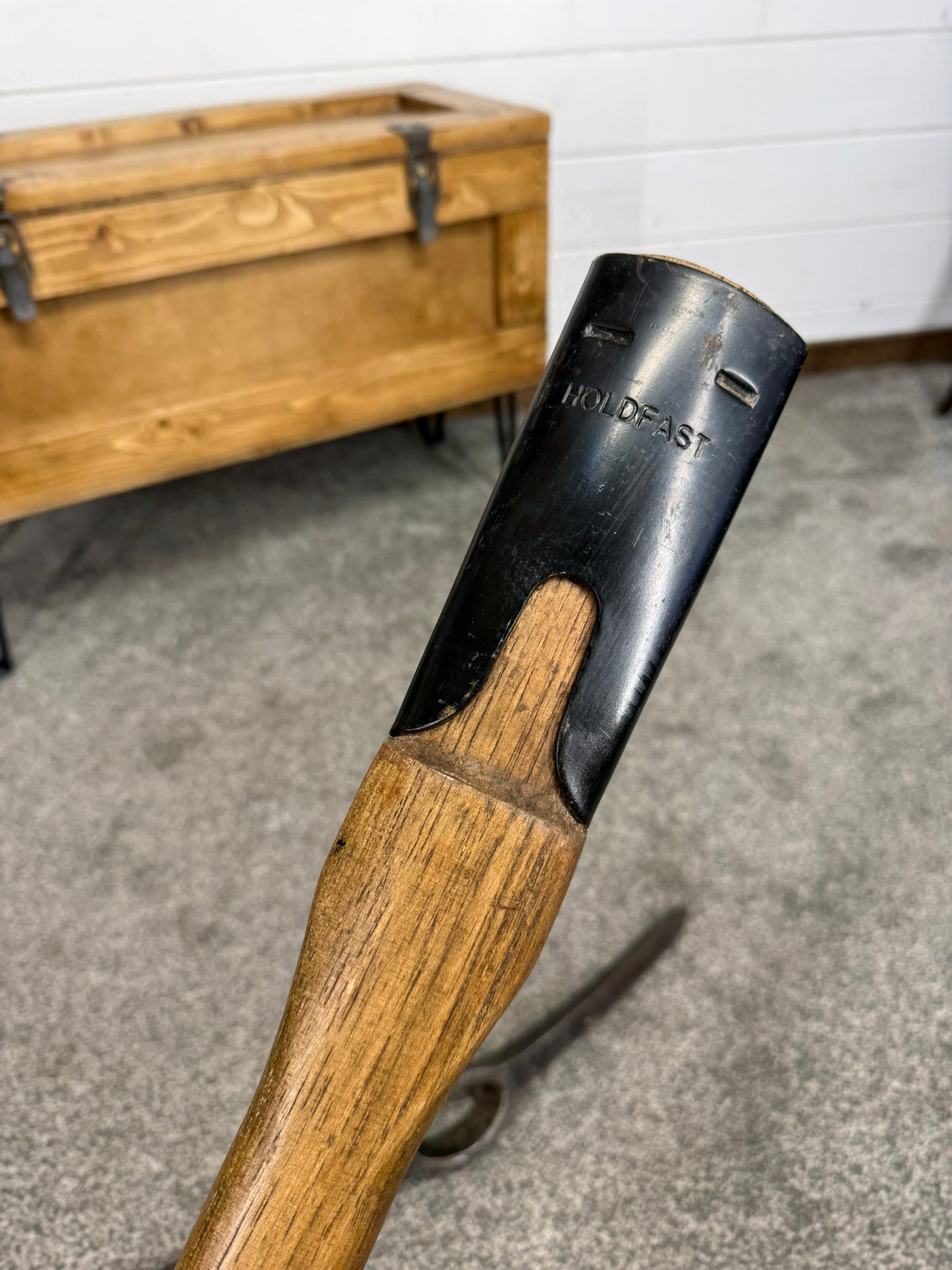 Military Pick Axe 3ft Long Handle Pioneer Tool Reclaimed British Army Display