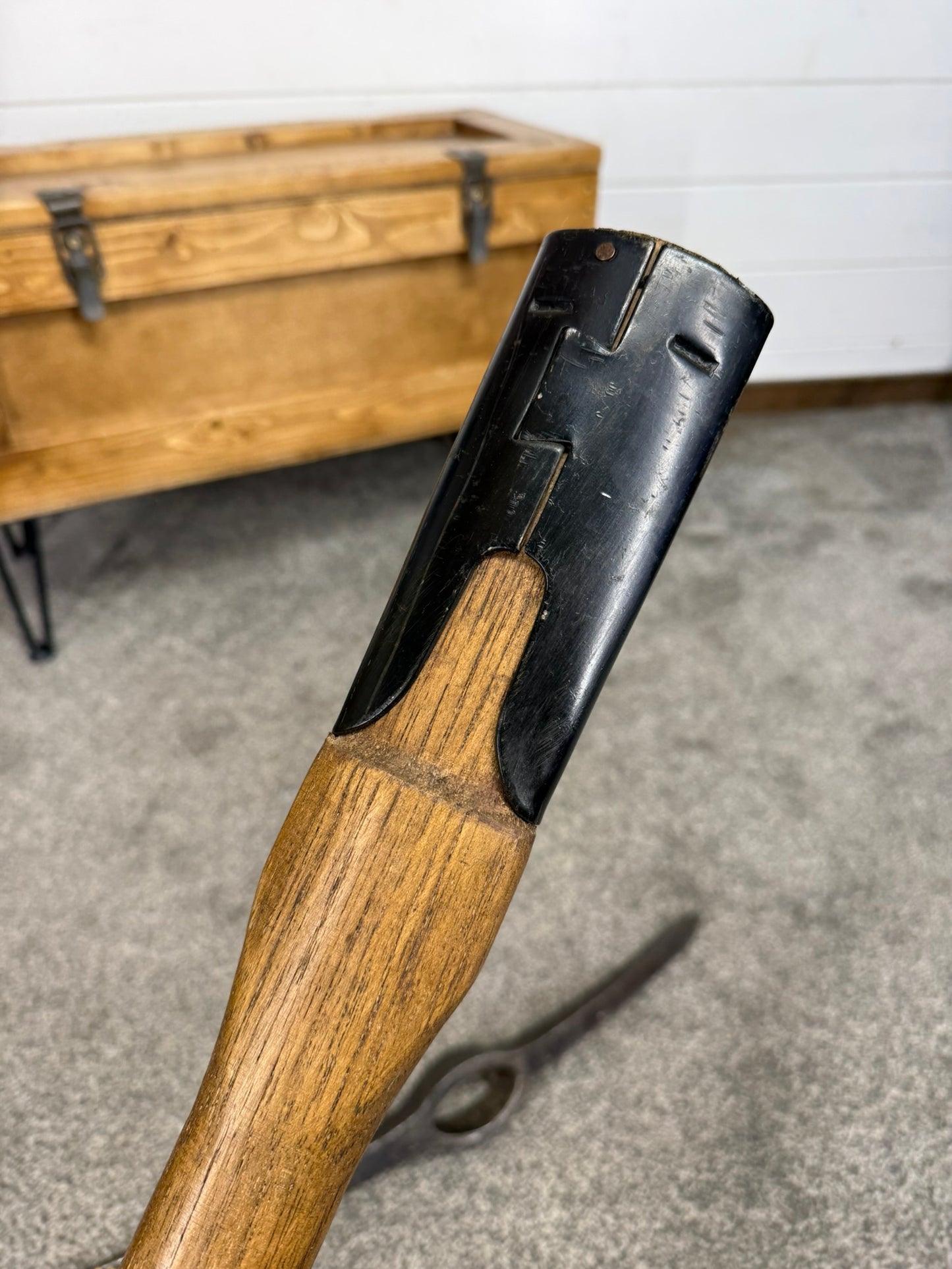 Military Pick Axe 3ft Long Handle Pioneer Tool Reclaimed British Army Display