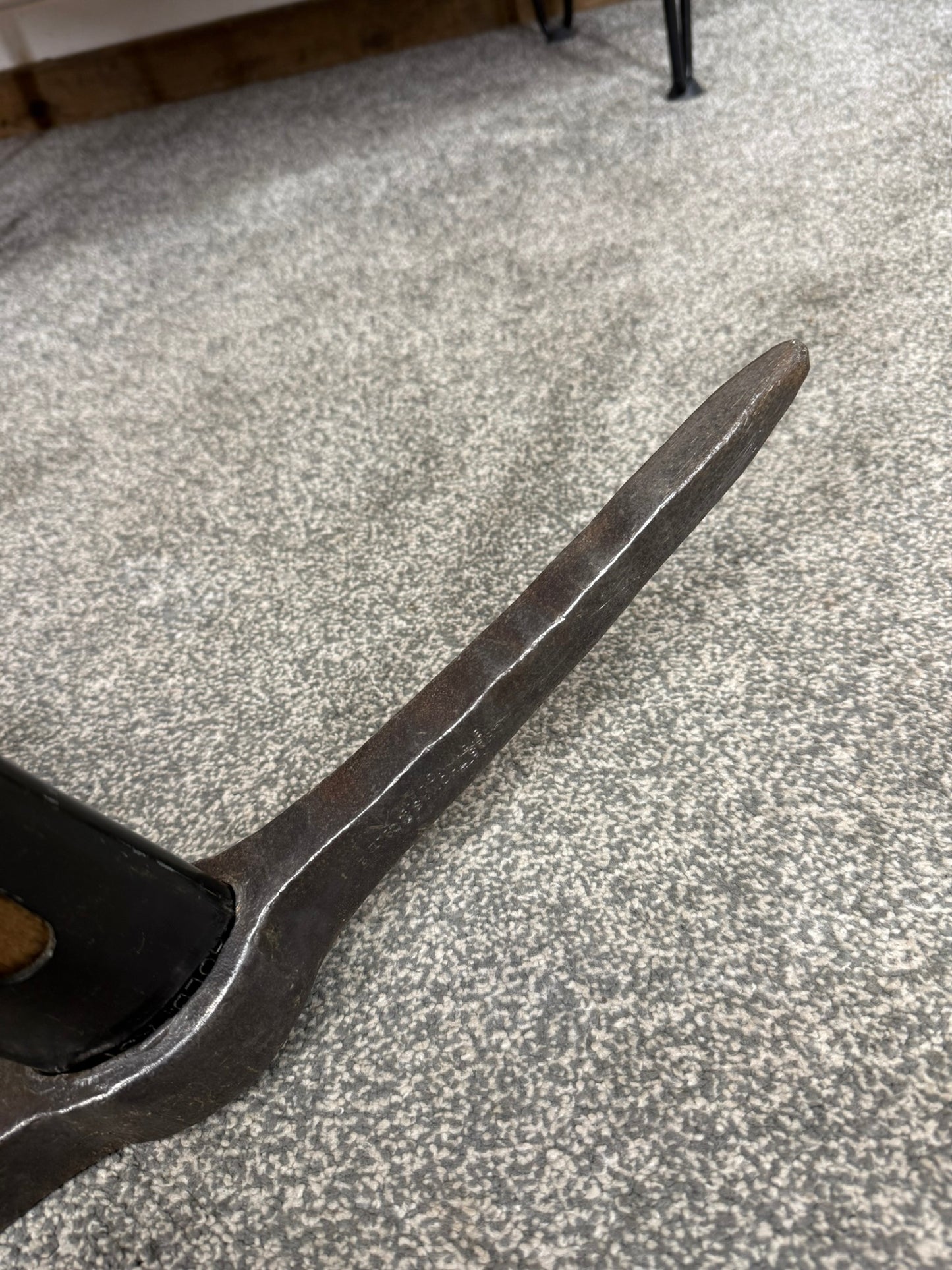 Military Pick Axe 3ft Long Handle Pioneer Tool Reclaimed British Army Display