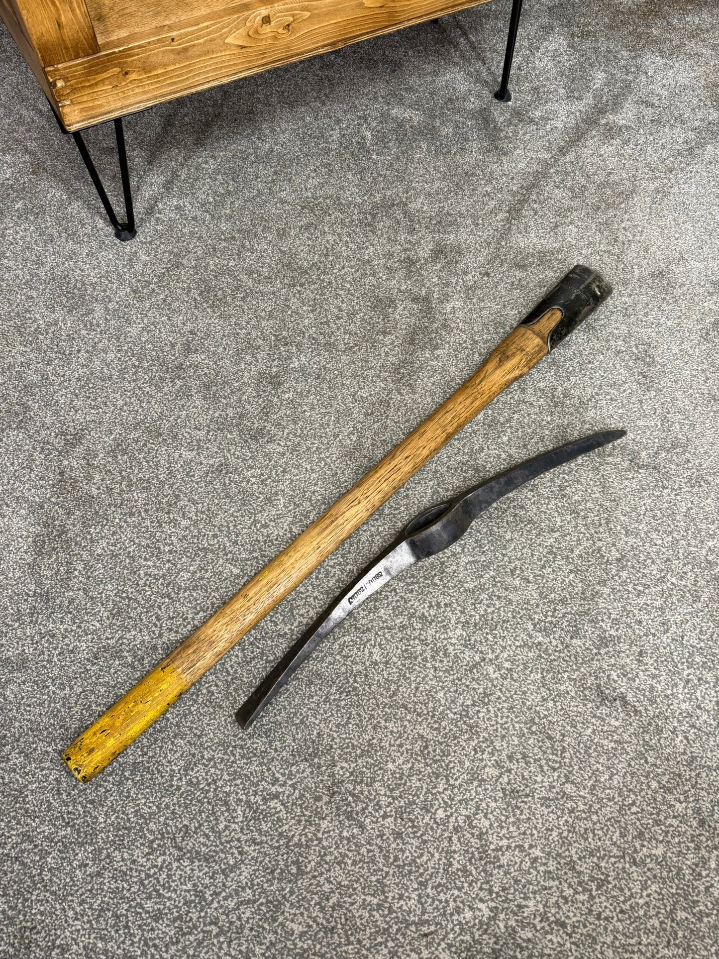 Ex Military Pick Axe Dated 1952 Reclaimed Pickaxe Army Pioneer Display