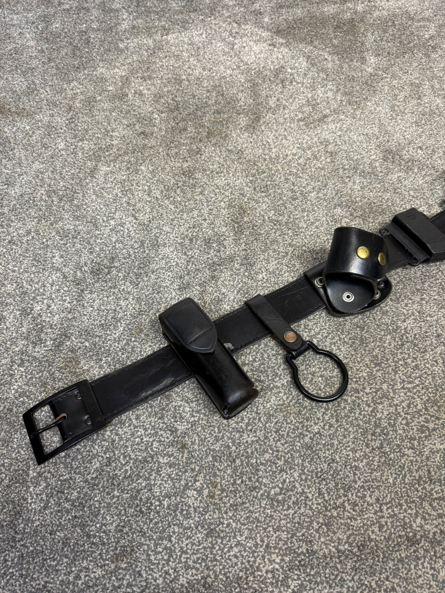 Ex Police Firearms Leather Duty Belt With Pouches Genuine Collectable Cosplay Film Display Security