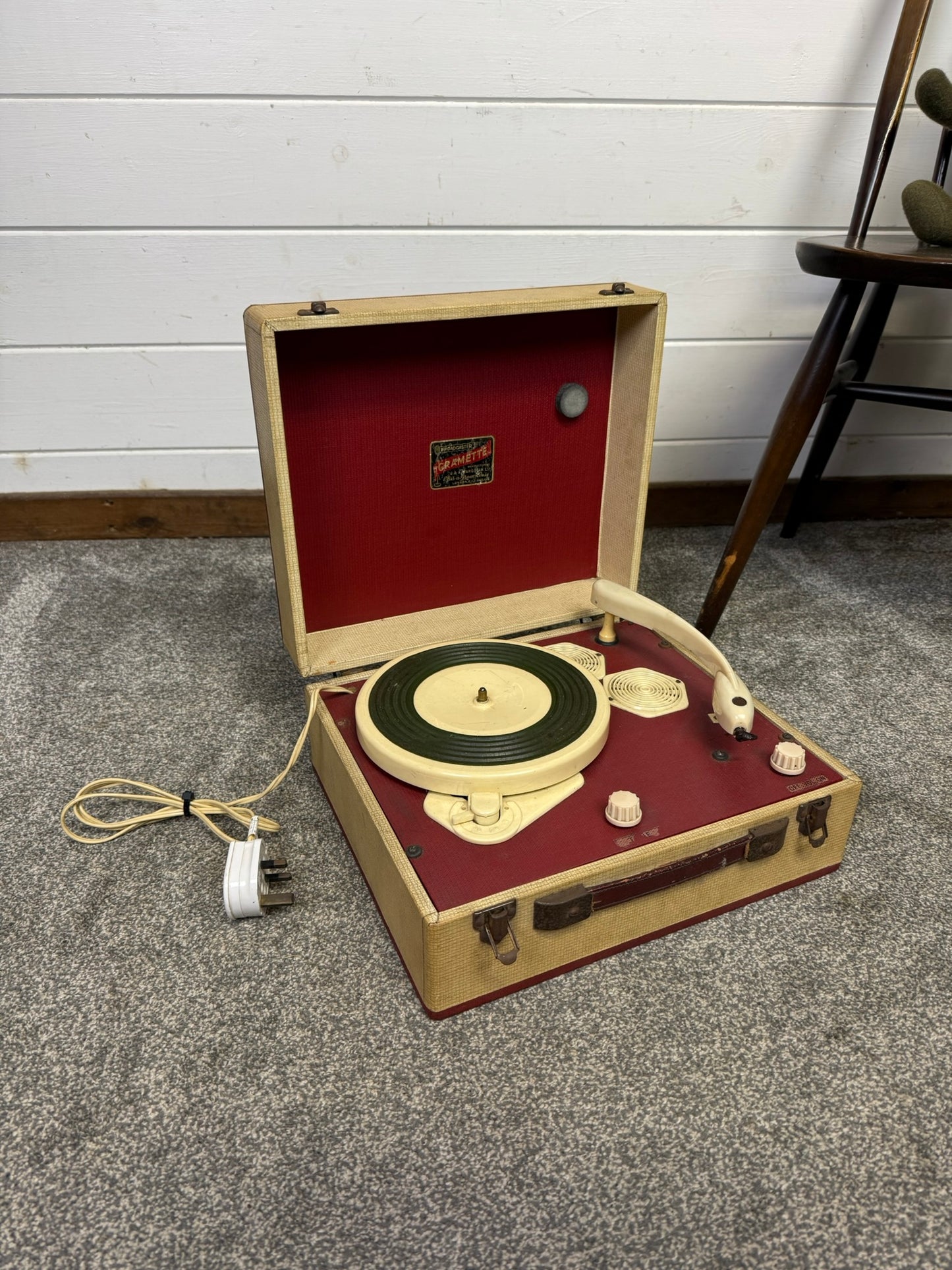 Vintage Broadcaster Gramette Portable Record Player 50's 60's Retro Decor Display