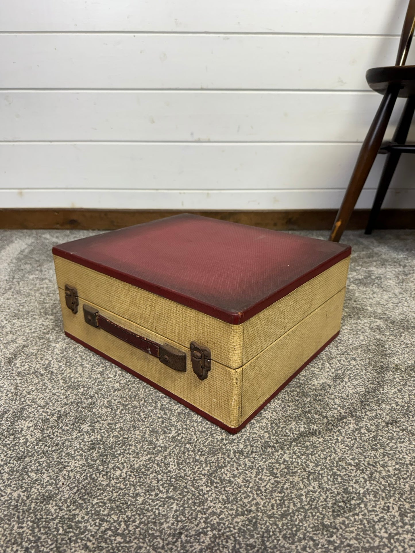 Vintage Broadcaster Gramette Portable Record Player 50's 60's Retro Decor Display