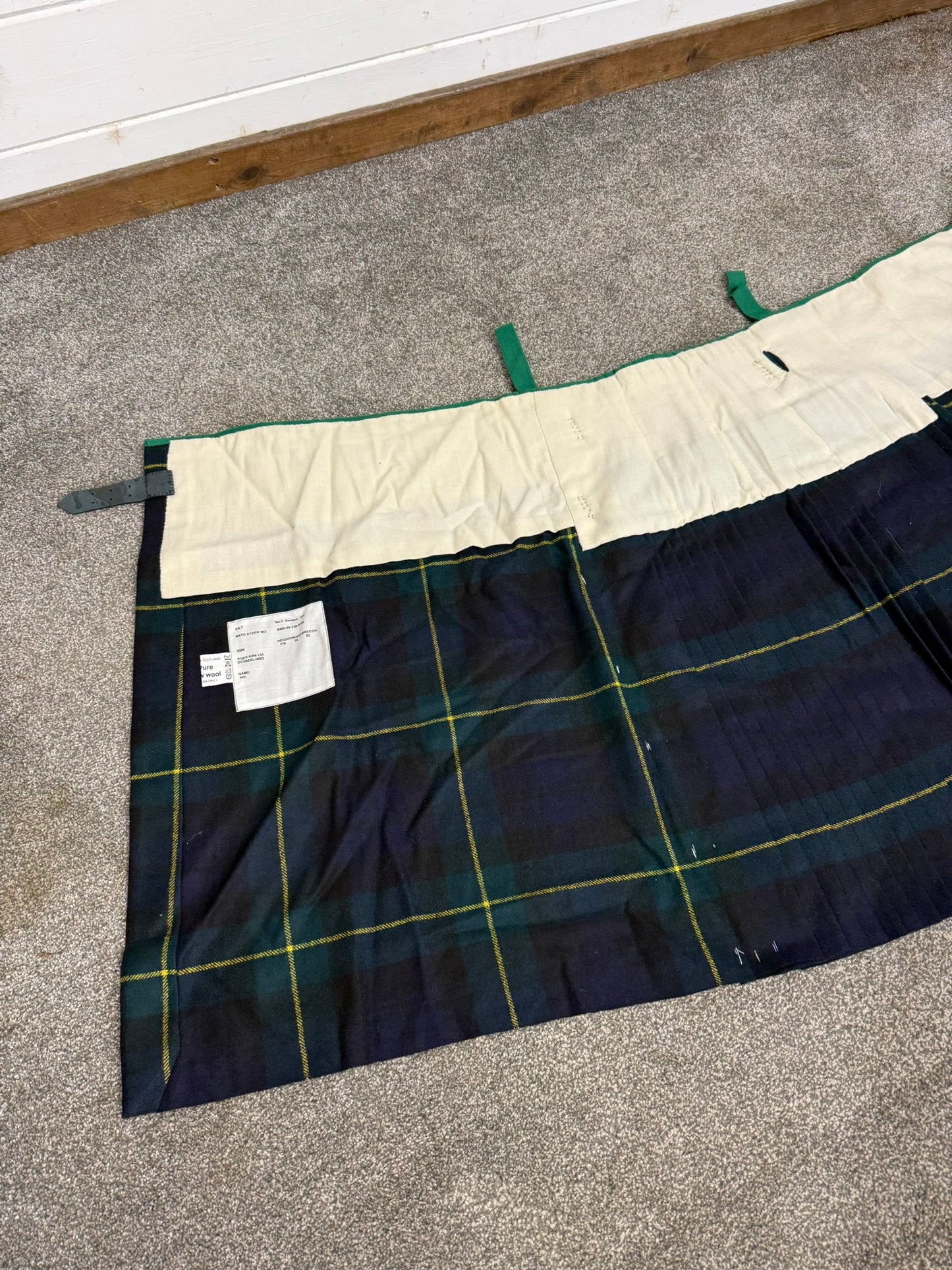 British Army No3 Gordon Highlanders Kilt Unissued Military Pure Wool Tartan