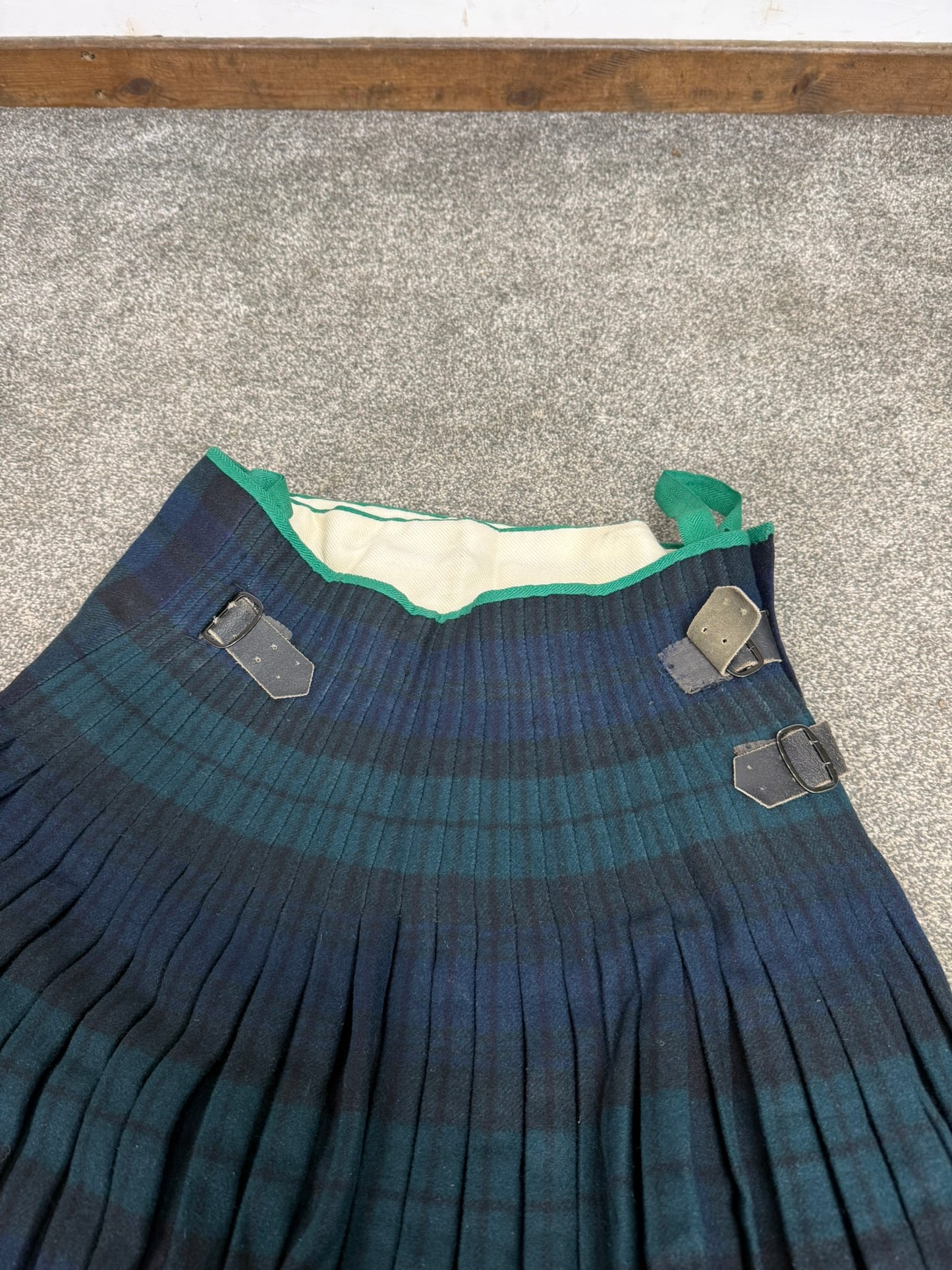 Vintage Scottish Military Black Watch Tartan Wool Kilt Thomas Gordon & Sons Kilt No 1