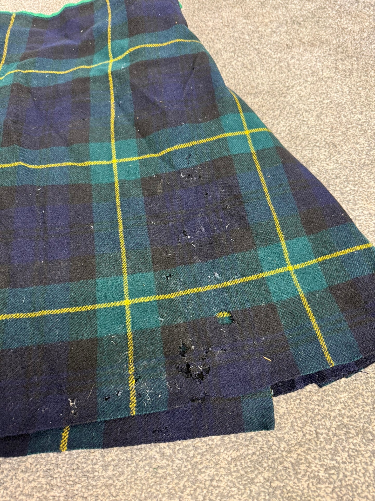 Vintage British Army No3 Gordon Highlanders Kilt Military Pure Wool Tartan - Damaged